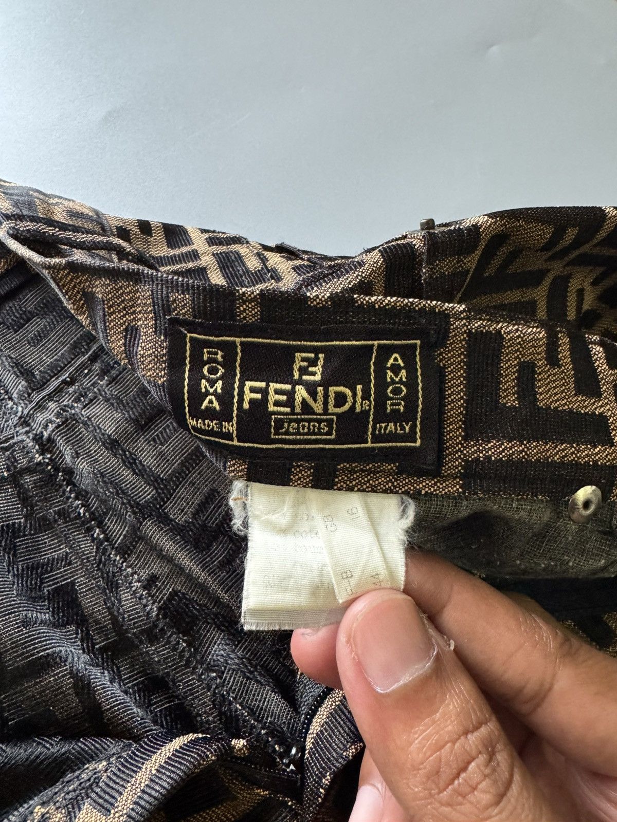 Fendi Vintage 1990s Fendi 'FF' Monogram Pants Size 34" / US 12 / IT 48 - 4 Thumbnail