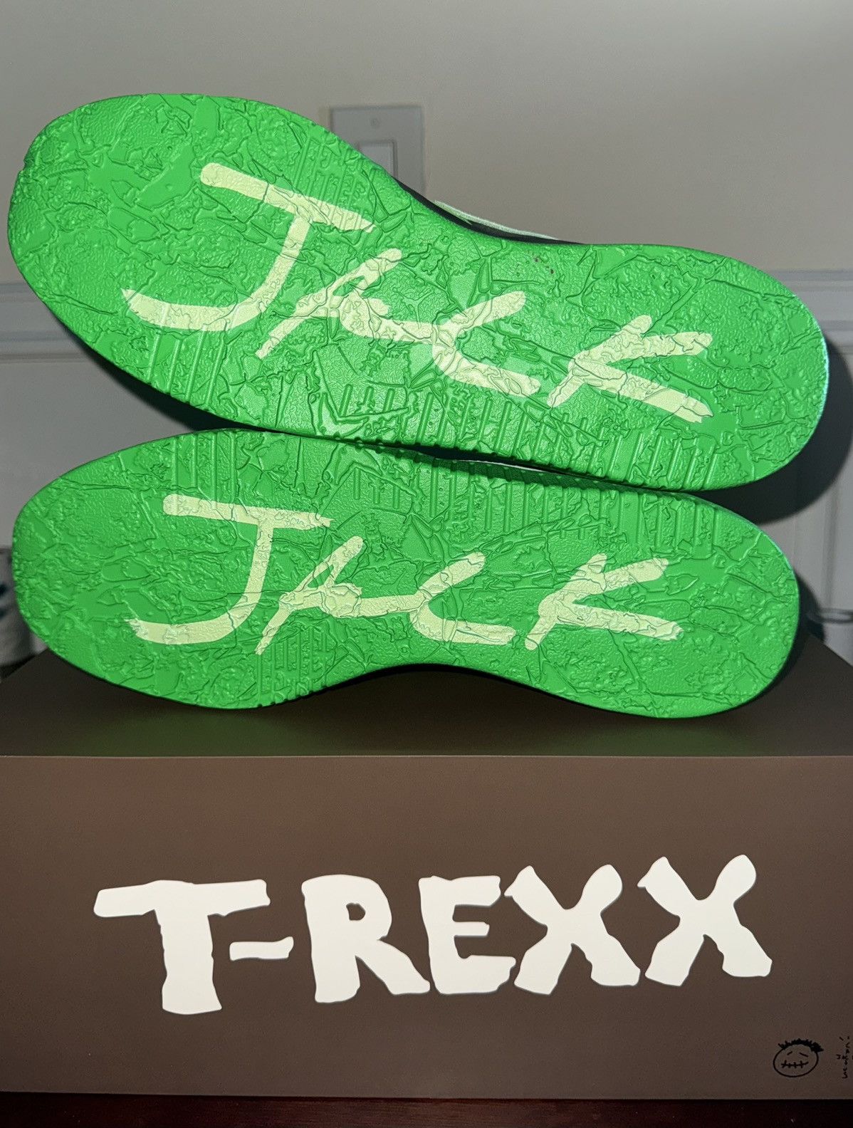 Nike × Travis Scott Jordan CJ1 T-Rexx Travis Scott Green Spark size 10.5 Size US 10.5 / EU 43-44 - 4 Thumbnail