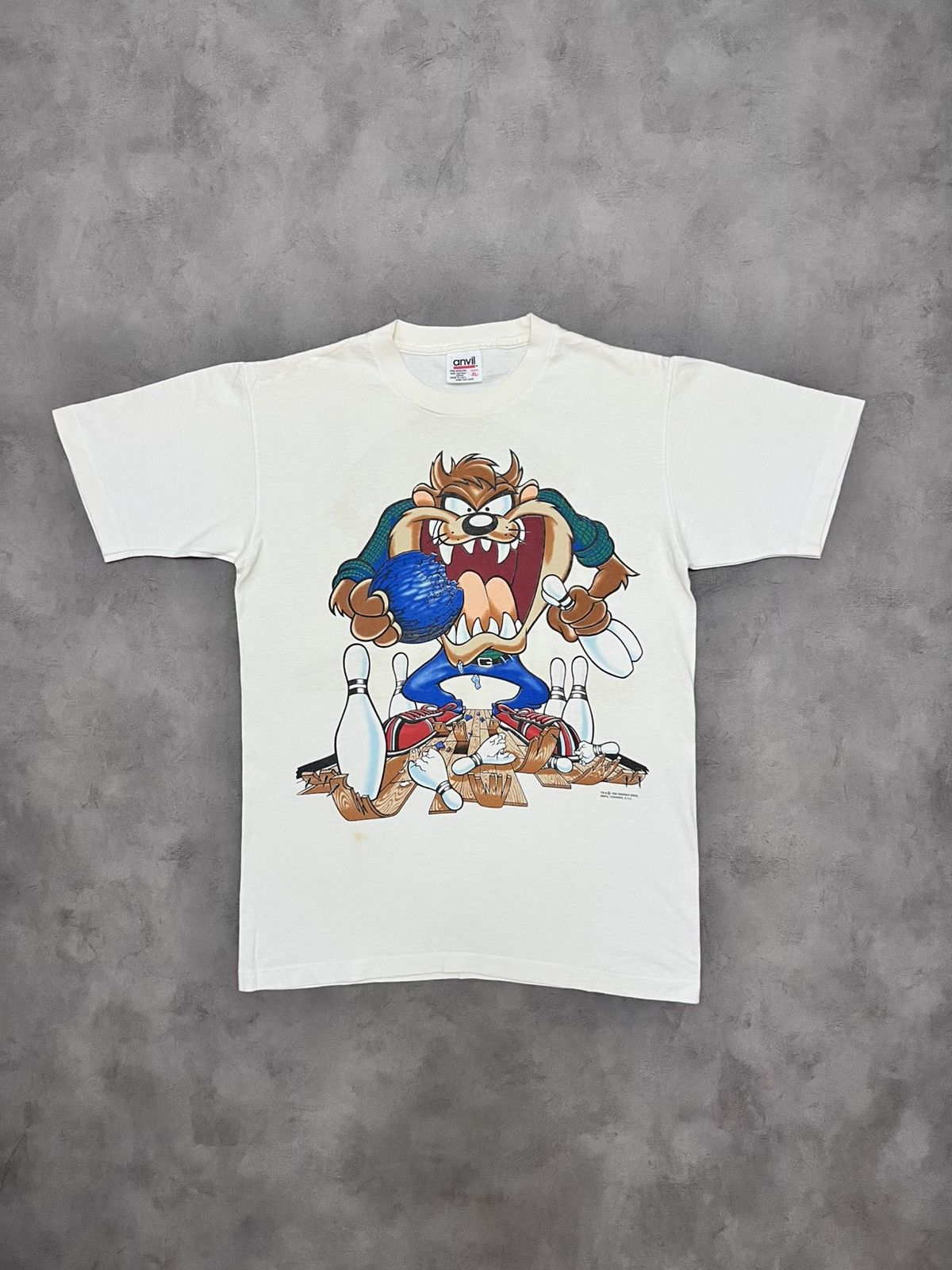 Warner Bros Vintage 1995 Looney Tunes Taz pro bowler rare t-shirt Size US S / EU 44-46 / 1 - 2 Thumbnail