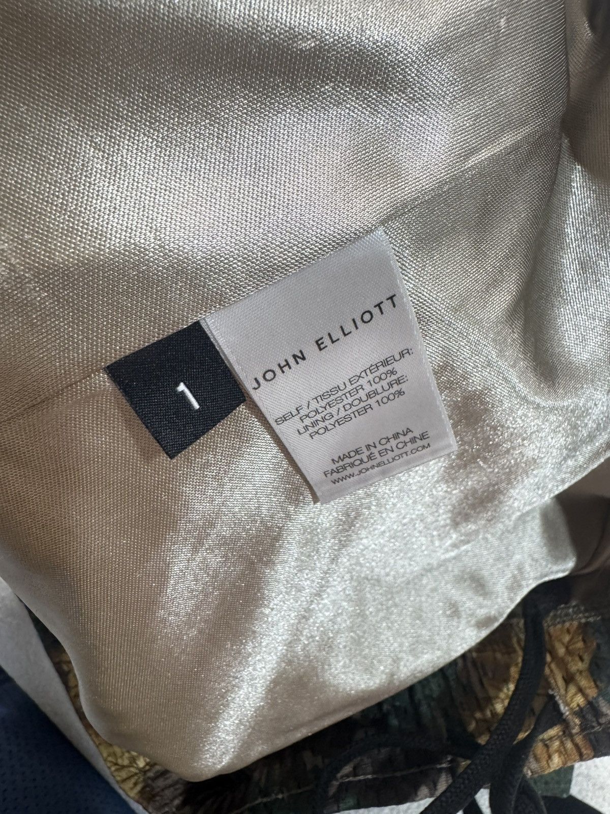 John Elliott Tree camo mesh shorts Size US 31 - 5 Thumbnail