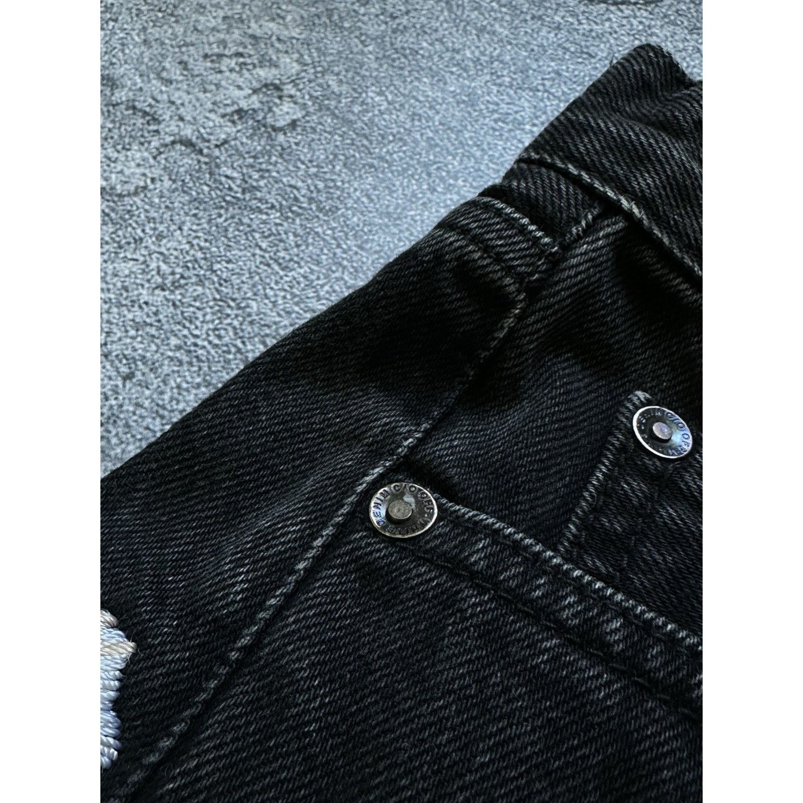 Off-White Off-White Womens Washed Style Denim Mini Shorts Embroidered Size 29" - 9 Thumbnail