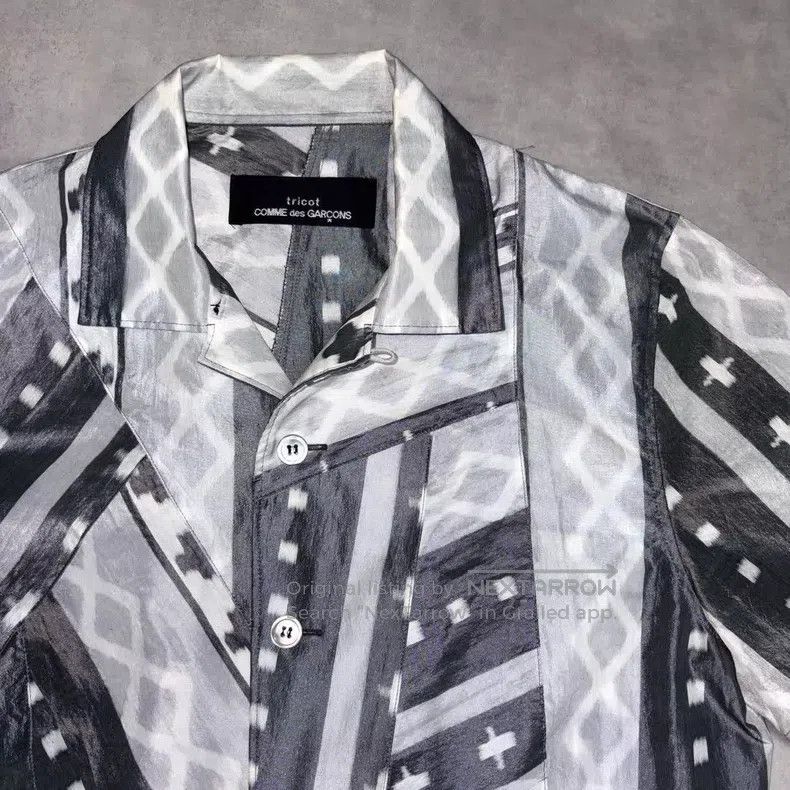 Comme des Garcons Comme Des Garcons Geometric print irregular short-sleeved Size S / US 4 / IT 40 - 3 Thumbnail
