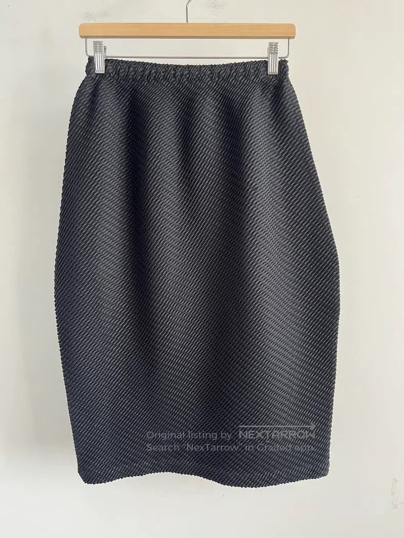 Issey Miyake Issey Miyake Black Midi Skirt Size 25" / US 0 / IT 36 - 2 Thumbnail