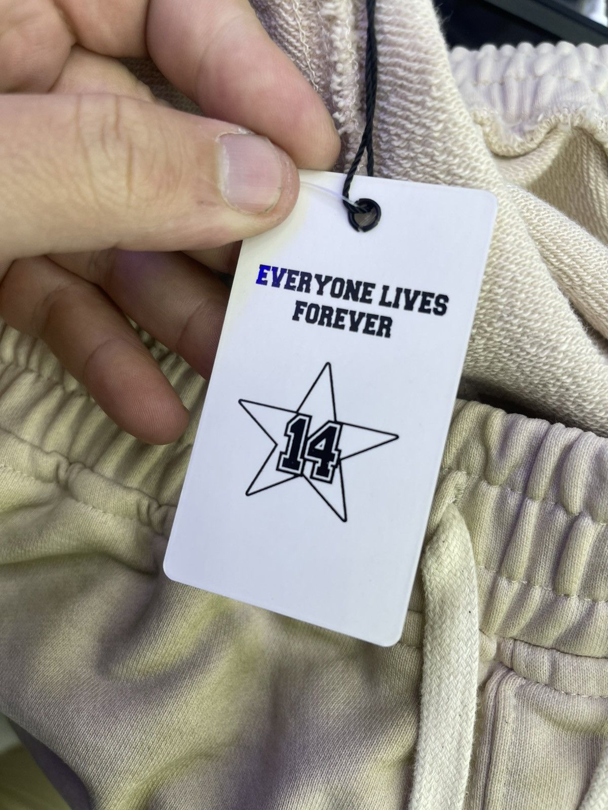 Vale Vale lives “garden” Sweatpants (bone) Size US 30 / EU 46 - 4 Thumbnail