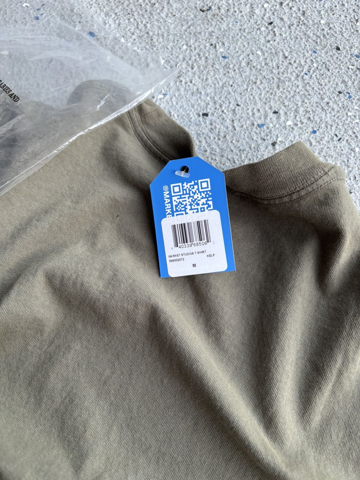 Market (NWT) Market Studios Arch Logo Graphic Tee - Kelp Green Size US M / EU 48-50 / 2 - 11 Thumbnail