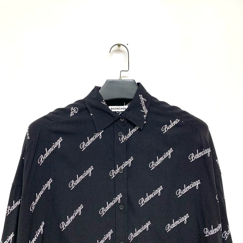 Balenciaga Balenciaga size 34 Bullet screen full of logo cardigan Size US XS / EU 42 / 0 - 5 Thumbnail