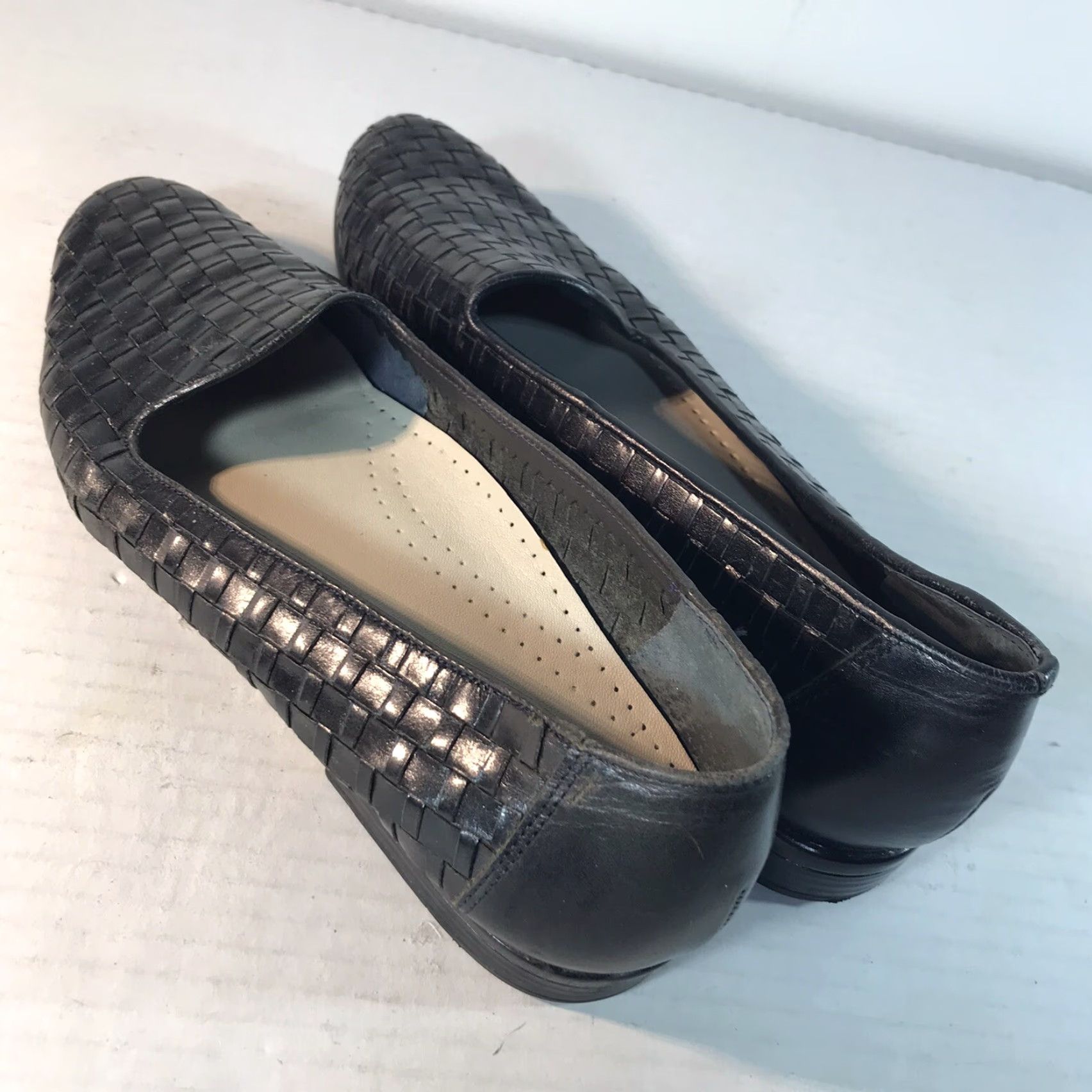 Vintage VINTAGE Trotters Womens Leather Loafer Slip On Flat Size 7N Black Casual Business Travel Shoes Size US 7 / IT 37 - 4 Thumbnail