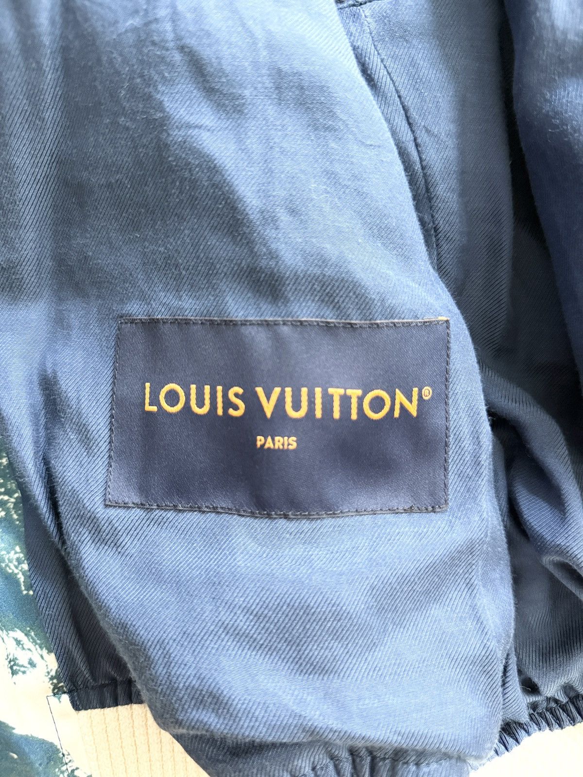 Louis Vuitton ARCHIVAL! Ss25 Louis Vuitton Earth Map Silk Bomber Jacket Size US XL / EU 56 / 4 - 11 Thumbnail