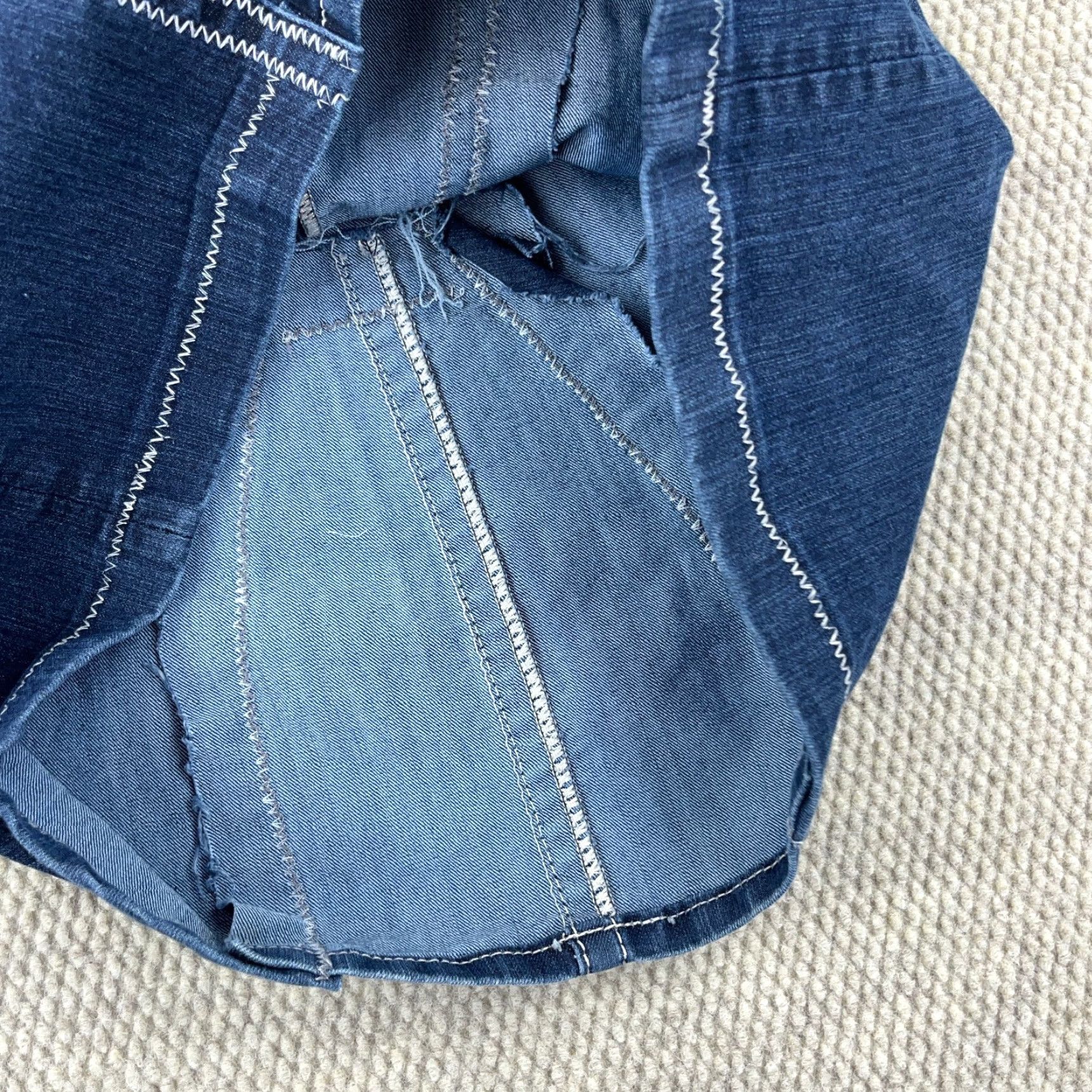 Miss Me Miss Me Denim Skirt Women Size 27 A-Line Midi Blue Casual Flap Pockets Size 27" / US 4 / IT 40 - 7 Thumbnail