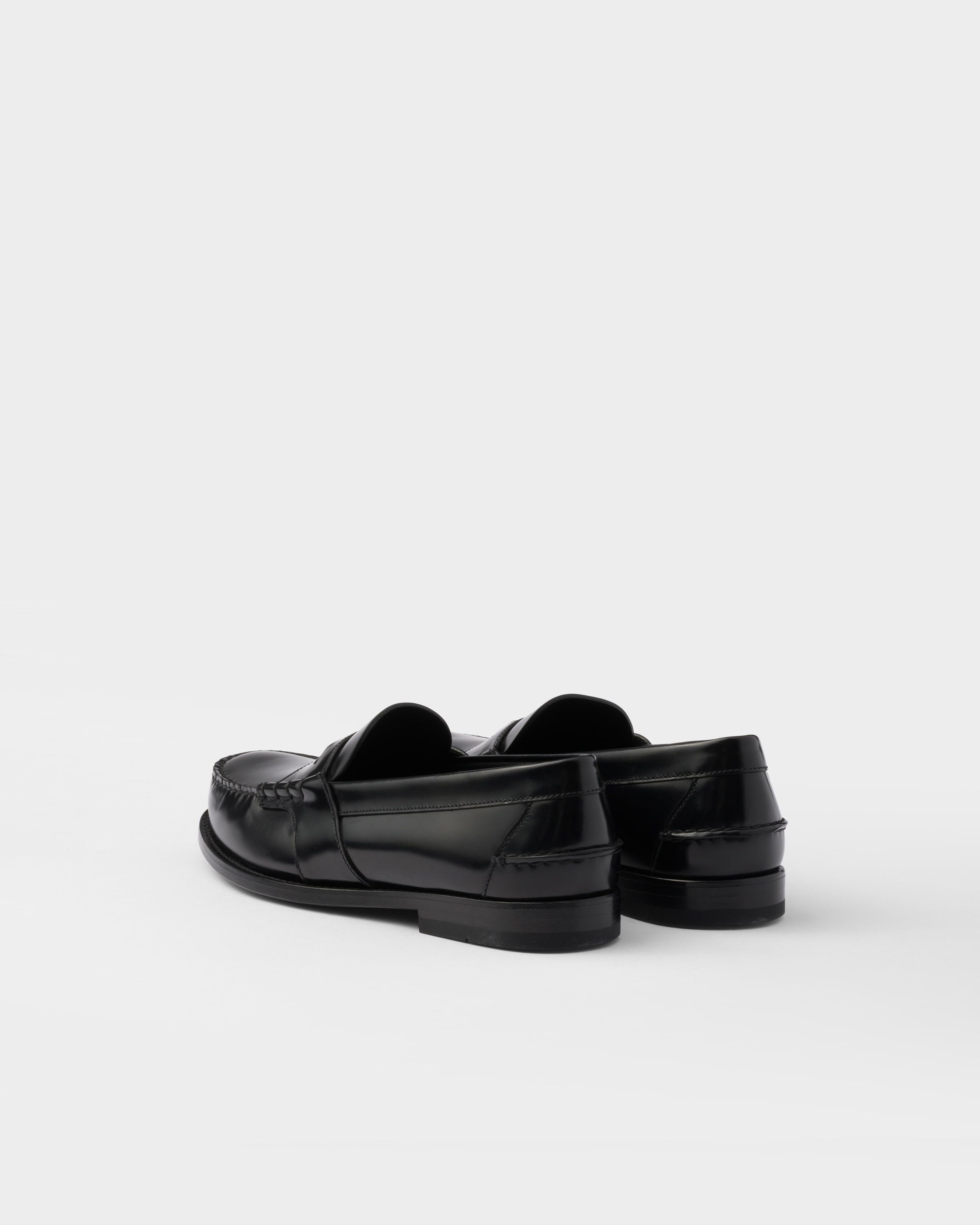 Prada o1bcso1str1025 Spazzolato Brushed Leather Loafers in Black Size US 11 / EU 44 - 4 Thumbnail