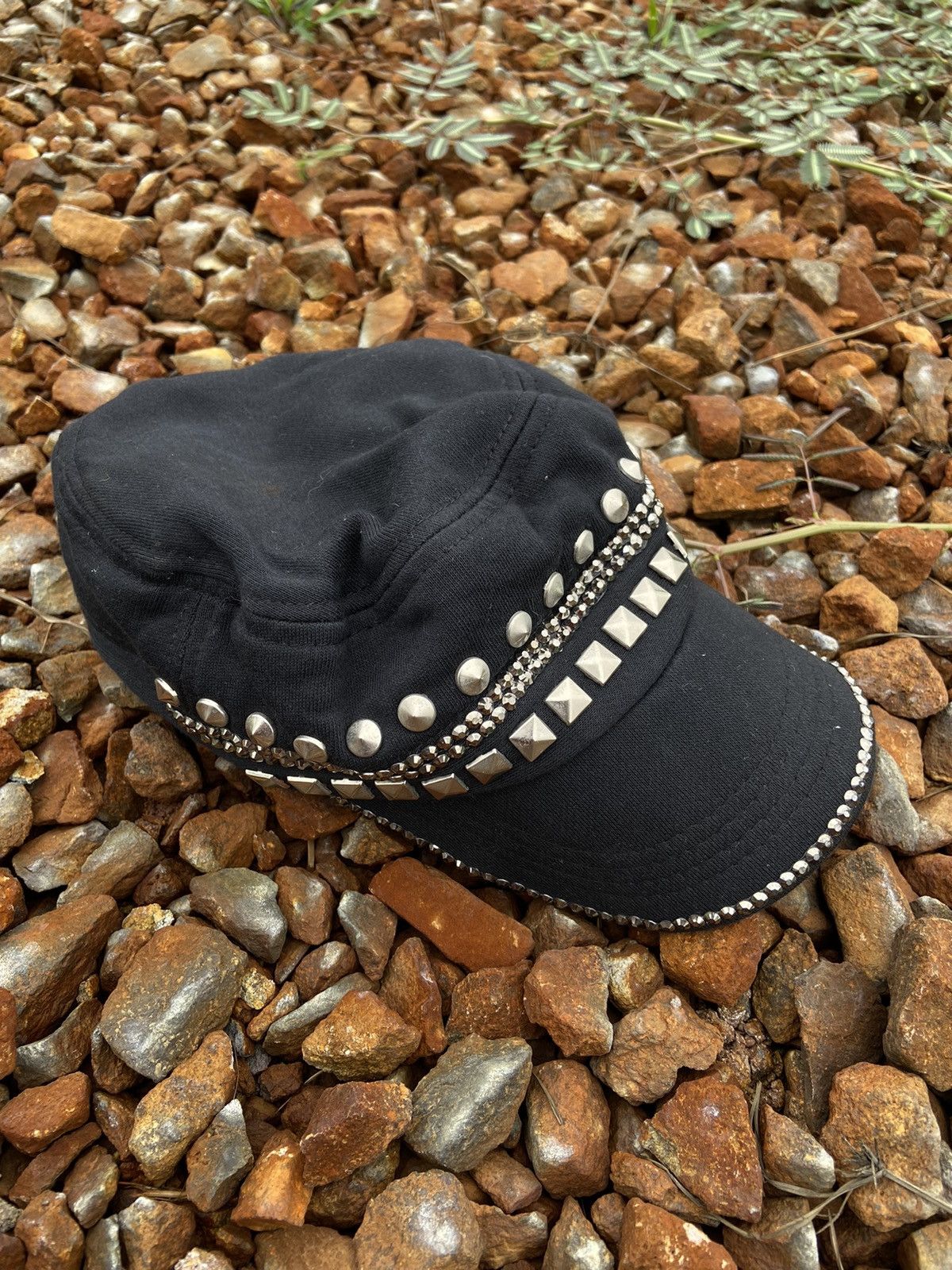 Japanese Brand 2000s blu pepe button studded ifsix patrol hat Size ONE SIZE - 1 Thumbnail