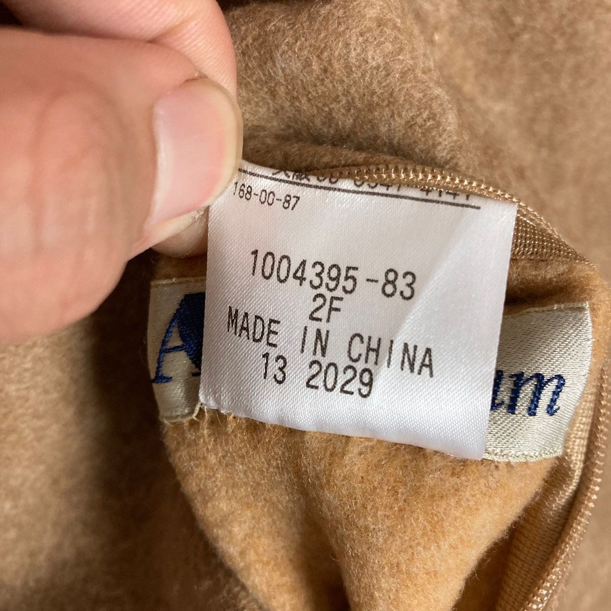 Aquascutum Vintage Aquascutum of London Flat Button Reversible Light Size US M / EU 48-50 / 2 - 10 Thumbnail