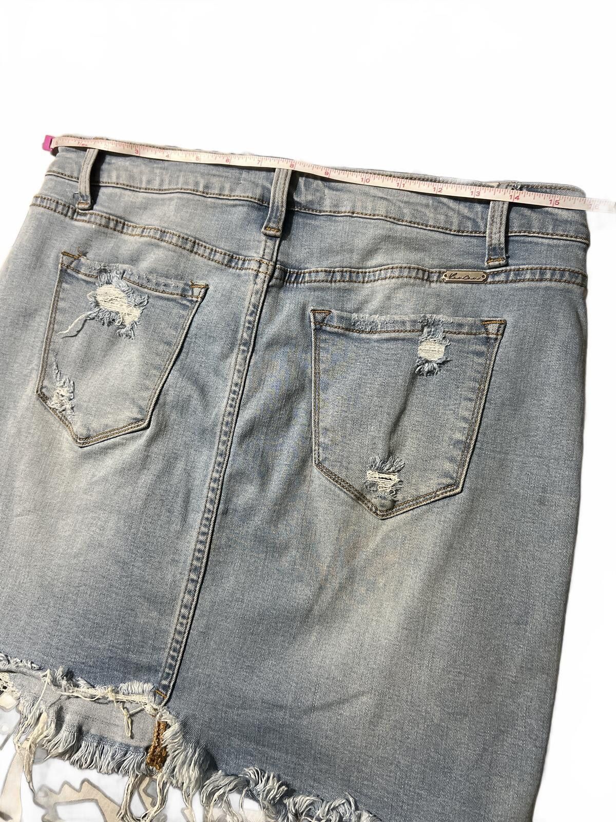 Kancan USA KanCan Light Wash Distressed Denim Mini Skirt L (8-12) Size 36" / US 14 / IT 50 - 7 Thumbnail