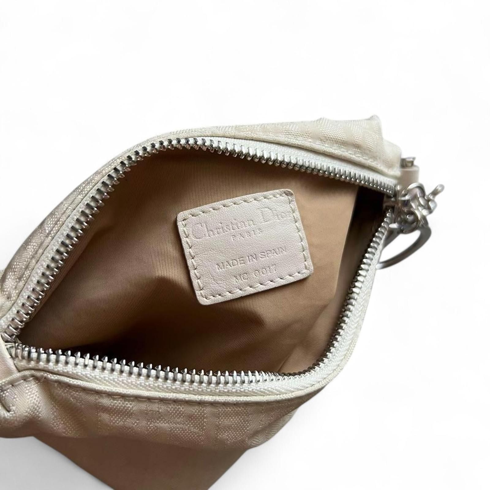 Christian Dior Monsieur Dior - White Monogram Shoulder Bag with Silver Hardware Size ONE SIZE - 8 Thumbnail