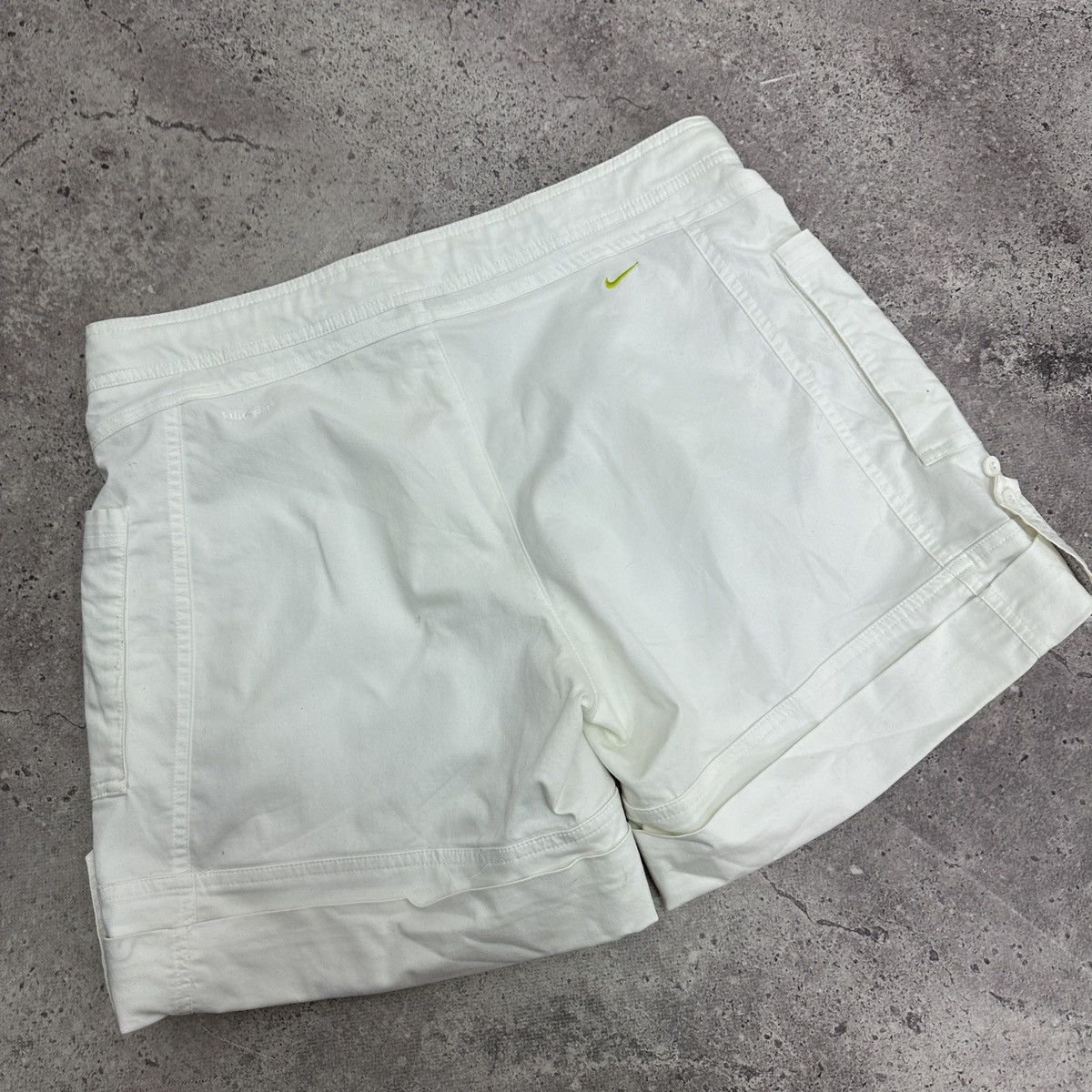 Nike Vintage 00s Nike Tennis Court Shorts cargo Y2K sportswear Size US 32 / EU 48 - 4 Thumbnail
