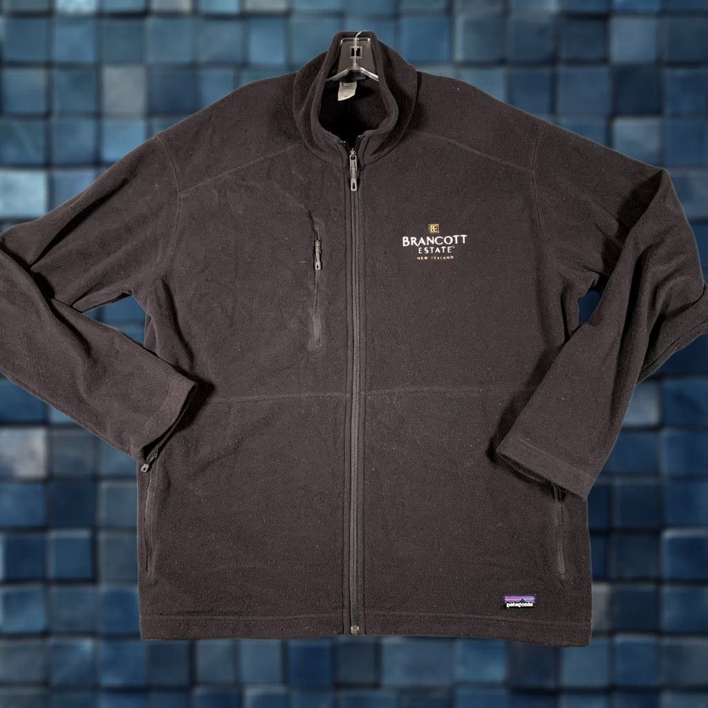 Patagonia Patagonia Synchilla Fleece Jacket Mens XL Black Full Zip Brancott Estate Logo Size US XL / EU 56 / 4 - 1 Thumbnail