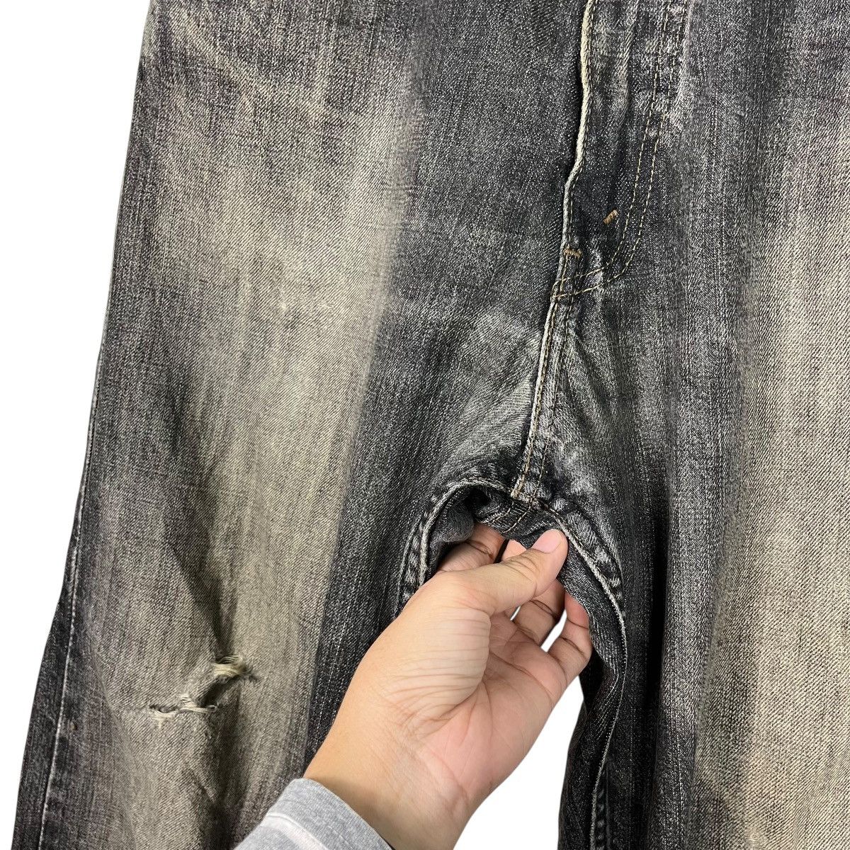 Levi's Vintage Levis Lot 559 Distressed Denim Jeans Size US 34 / EU 50 - 13 Thumbnail