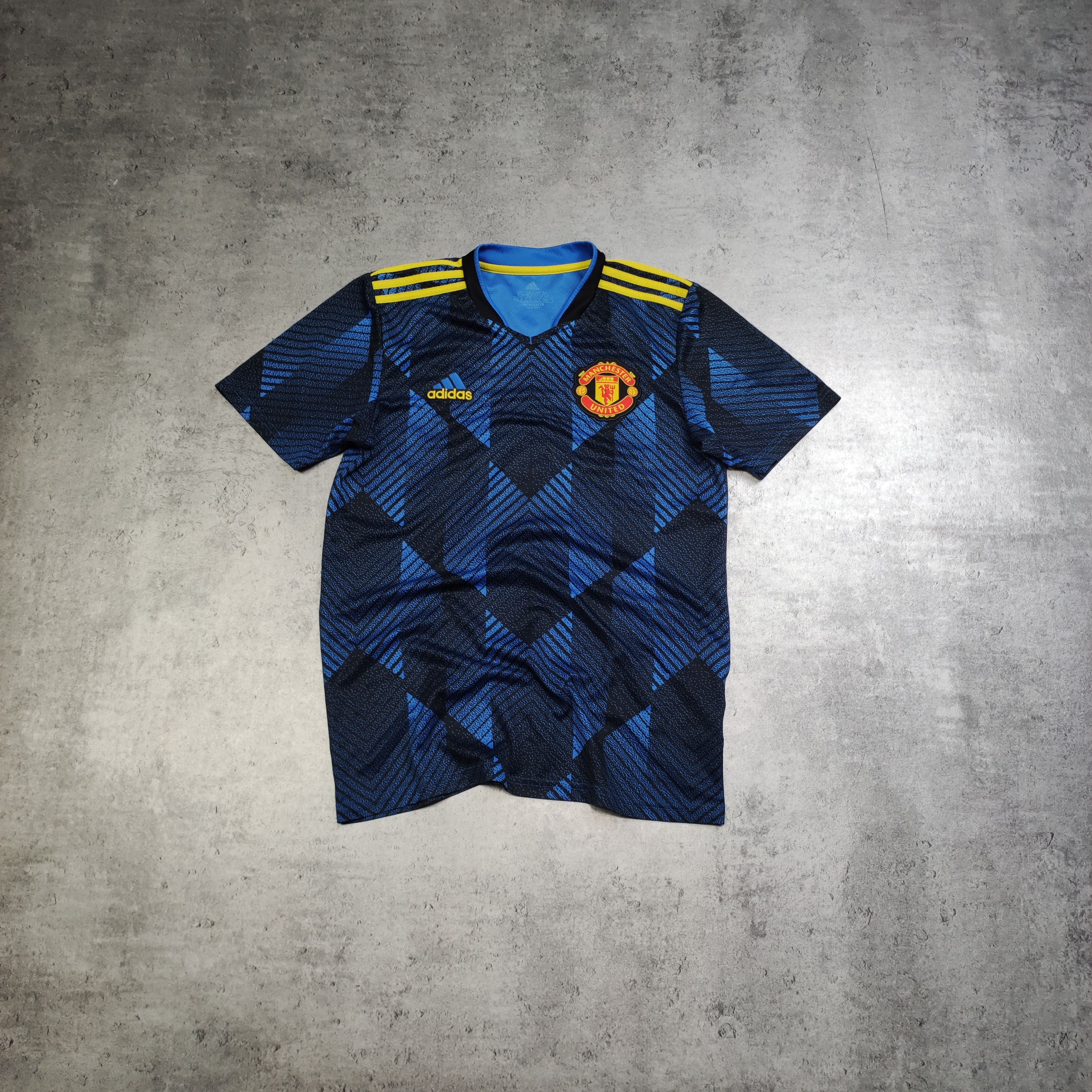 Adidas RARE Adidas x Manchester United Training Football Jersey Size US S / EU 44-46 / 1 - 1 Thumbnail