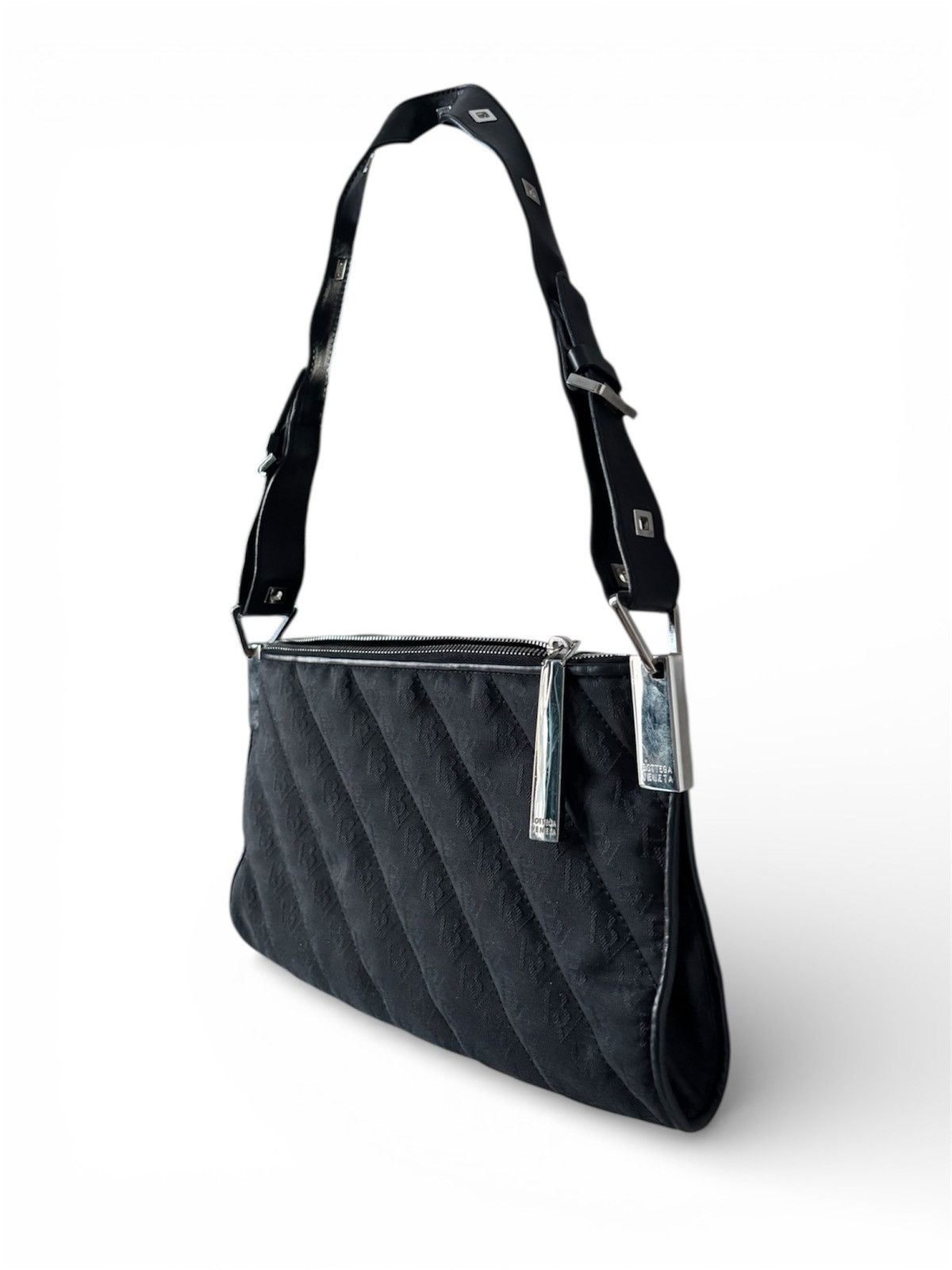 Bottega Veneta Bottega Veneta Monogram Quitted Baguette bag Size ONE SIZE - 3 Thumbnail
