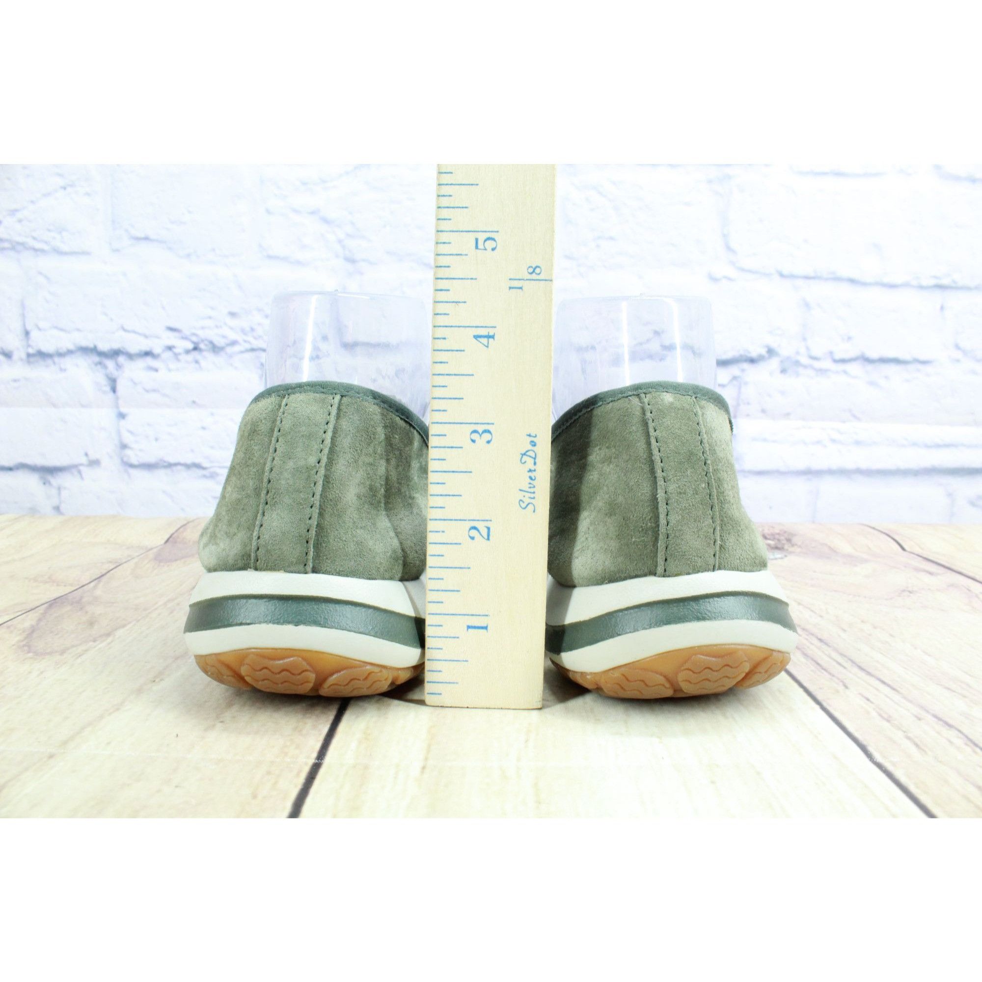 L.L. Bean LL Bean Back Cove Green Nubuck Slip-On Flats Size US 7 / IT 37 - 6 Thumbnail