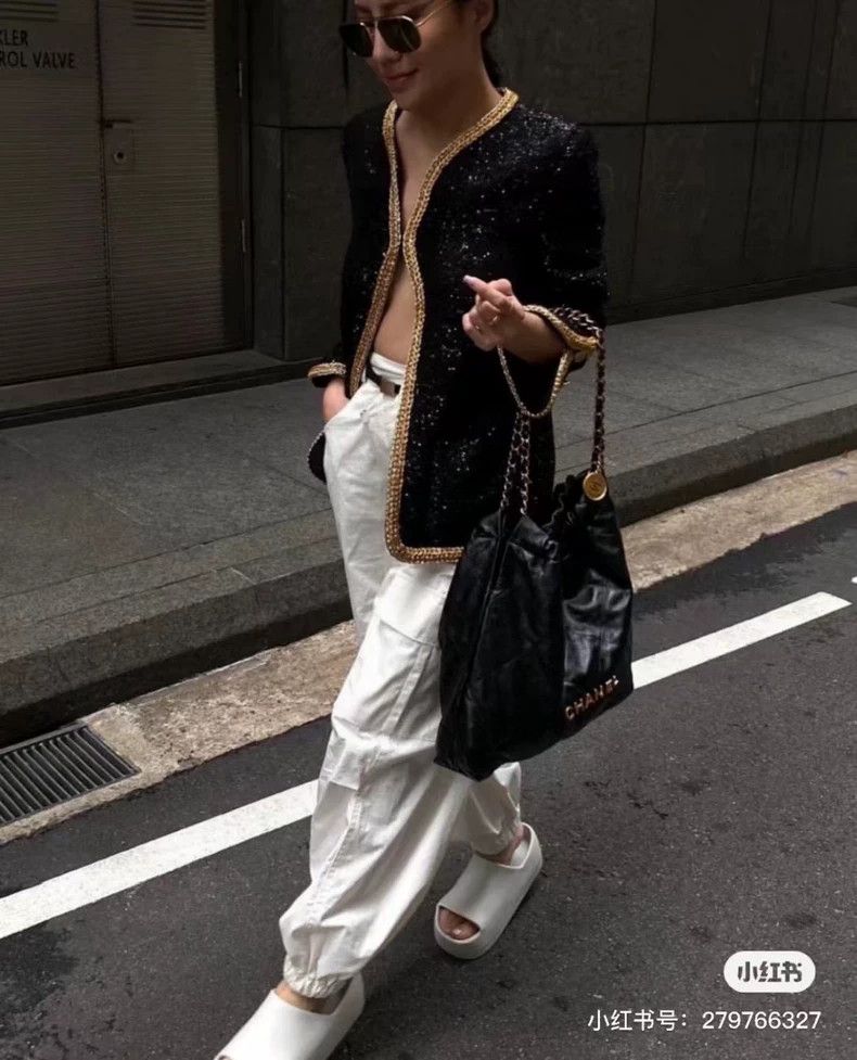 Chanel Chanel 22 Spring and Summer Sequin Woven Coat Size M / US 6-8 / IT 42-44 - 3 Thumbnail