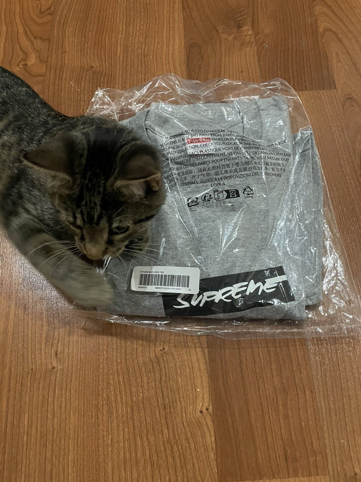 Futura × Supreme Supreme S/S 24 Box Logo Futura Size US XL / EU 56 / 4 - 1 Thumbnail