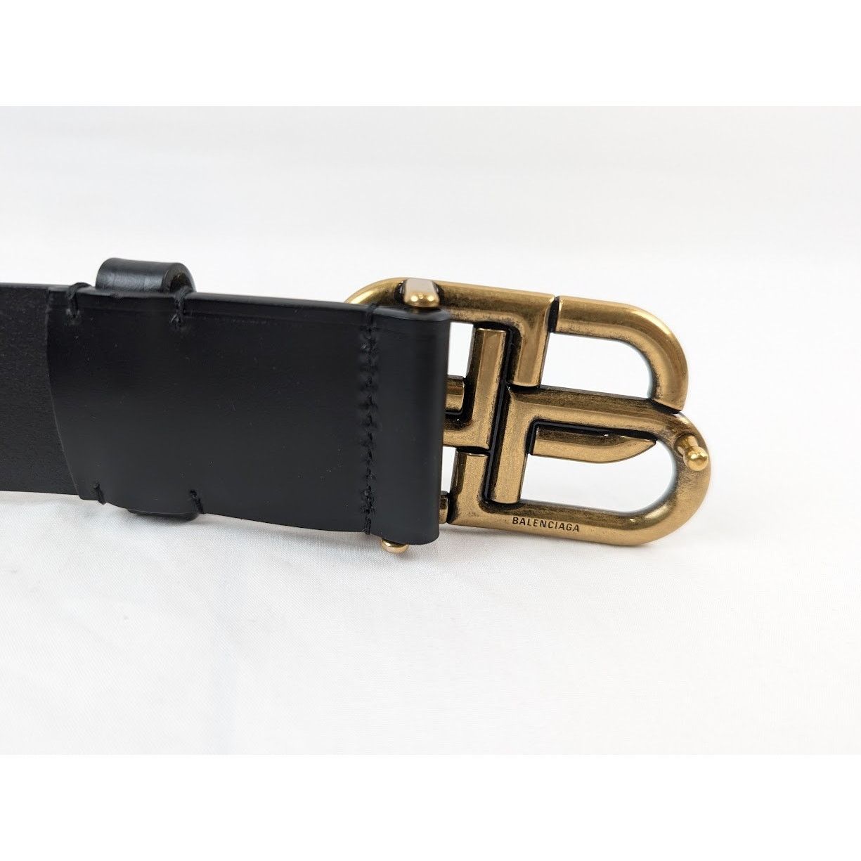 Balenciaga o1rshd1 Size: 85 / BB Extra Large Belt in Black Size 32 - 3 Thumbnail