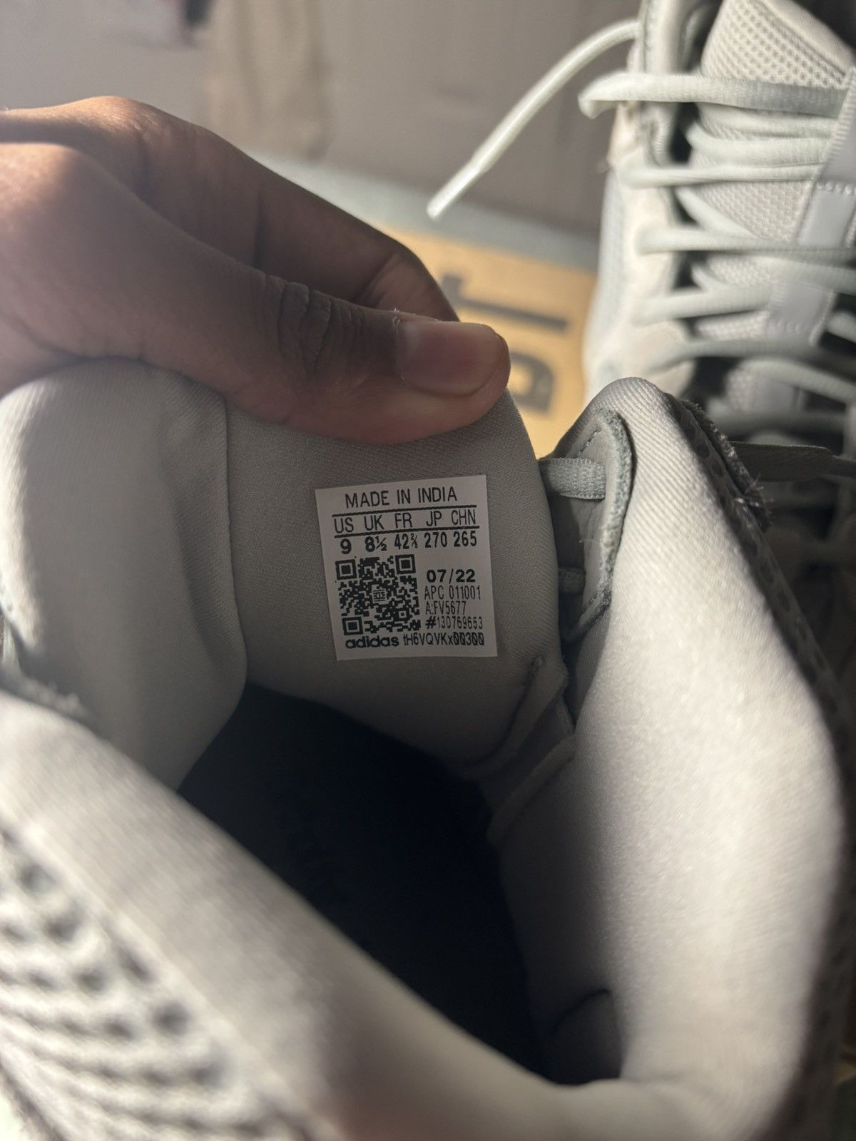 Yeezy Yeezy Boots Mint Size US 9 / EU 42 - 4 Thumbnail