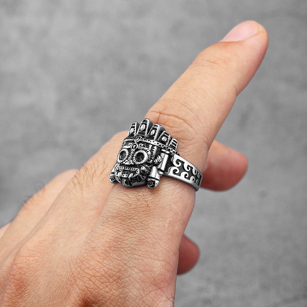 Jewelry × Vintage SIZE 10 Vintage Totems Skull Stainless Steel Ring Size ONE SIZE - 2 Thumbnail