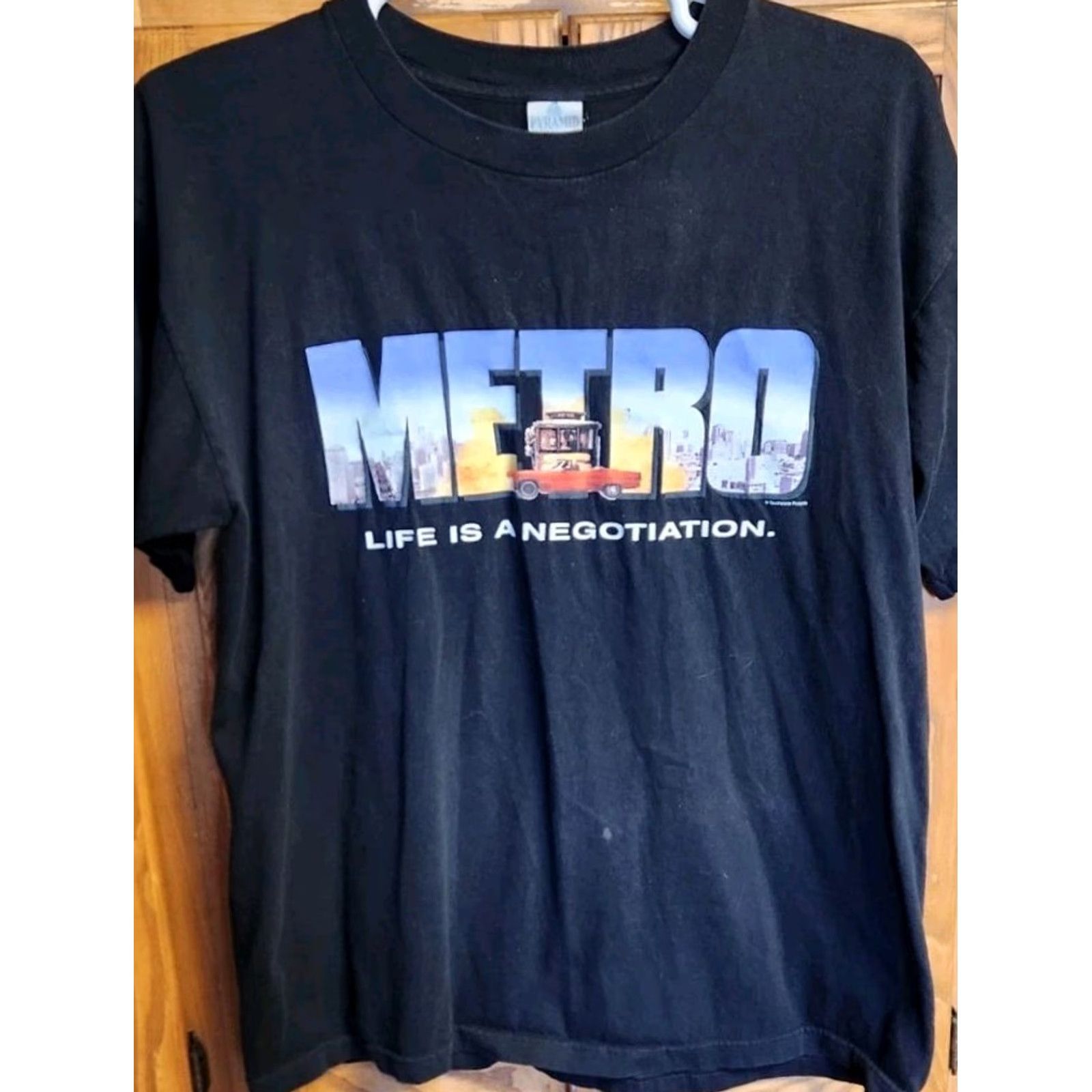 Vintage VINTAGE METRO T-Shirt Men’s XL Black Eddie Murphy 90s Touchstone Pictures Graphic Print Logo Retro Nerd Cosplay City Pop Culture Mens Size US XL / EU 56 / 4 - 3 Thumbnail