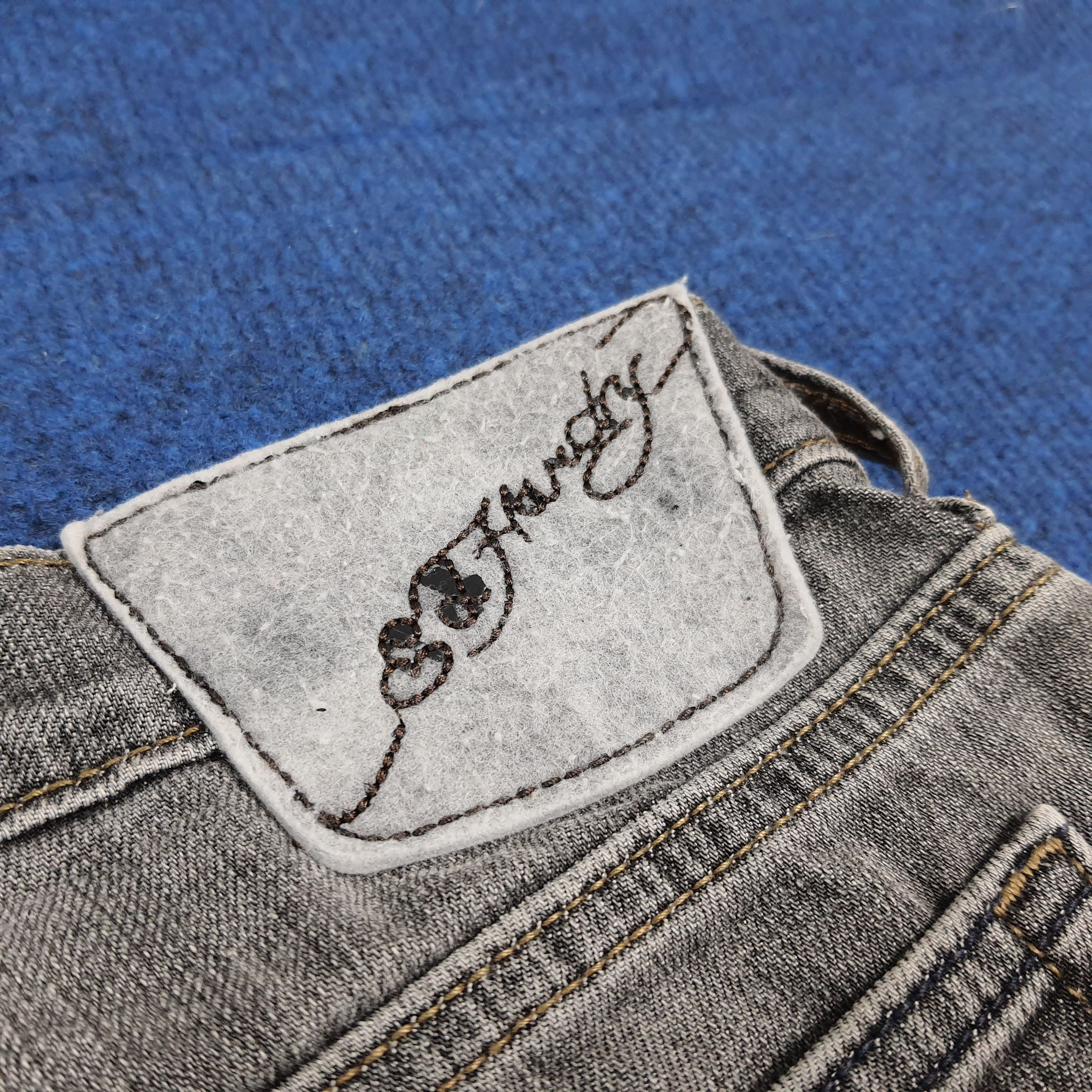 Ed Hardy Vintage Ed Hardy Super Low Rise Cut Jeans C280N22 Size 34" / US 12 / IT 48 - 3 Thumbnail