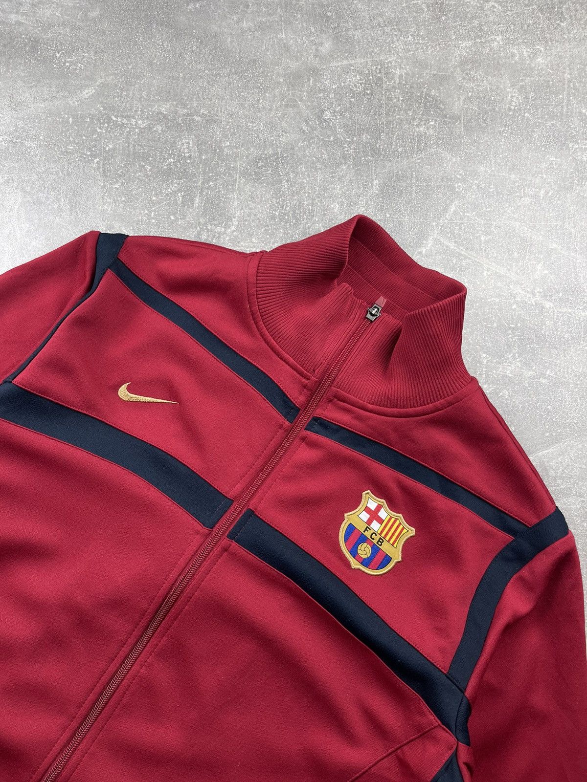 Nike Nike FC Barcelona 2007 Track Jacket Red Navy Size US L / EU 52-54 / 3 - 3 Thumbnail