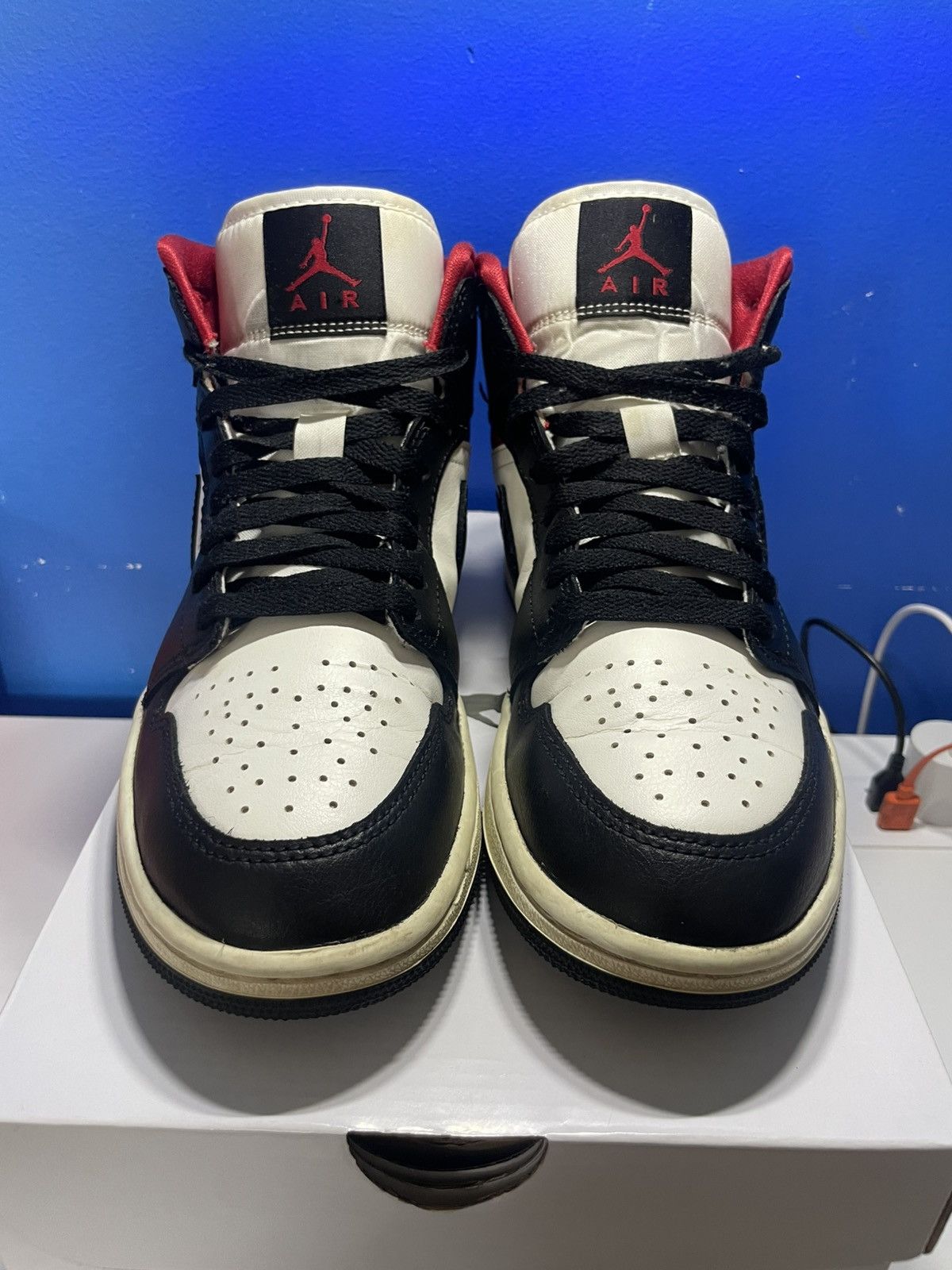Jordan Brand Jordan 1 Mid Gym Red Panda (Women's) Size US 7.5 / IT 37.5 - 7 Thumbnail