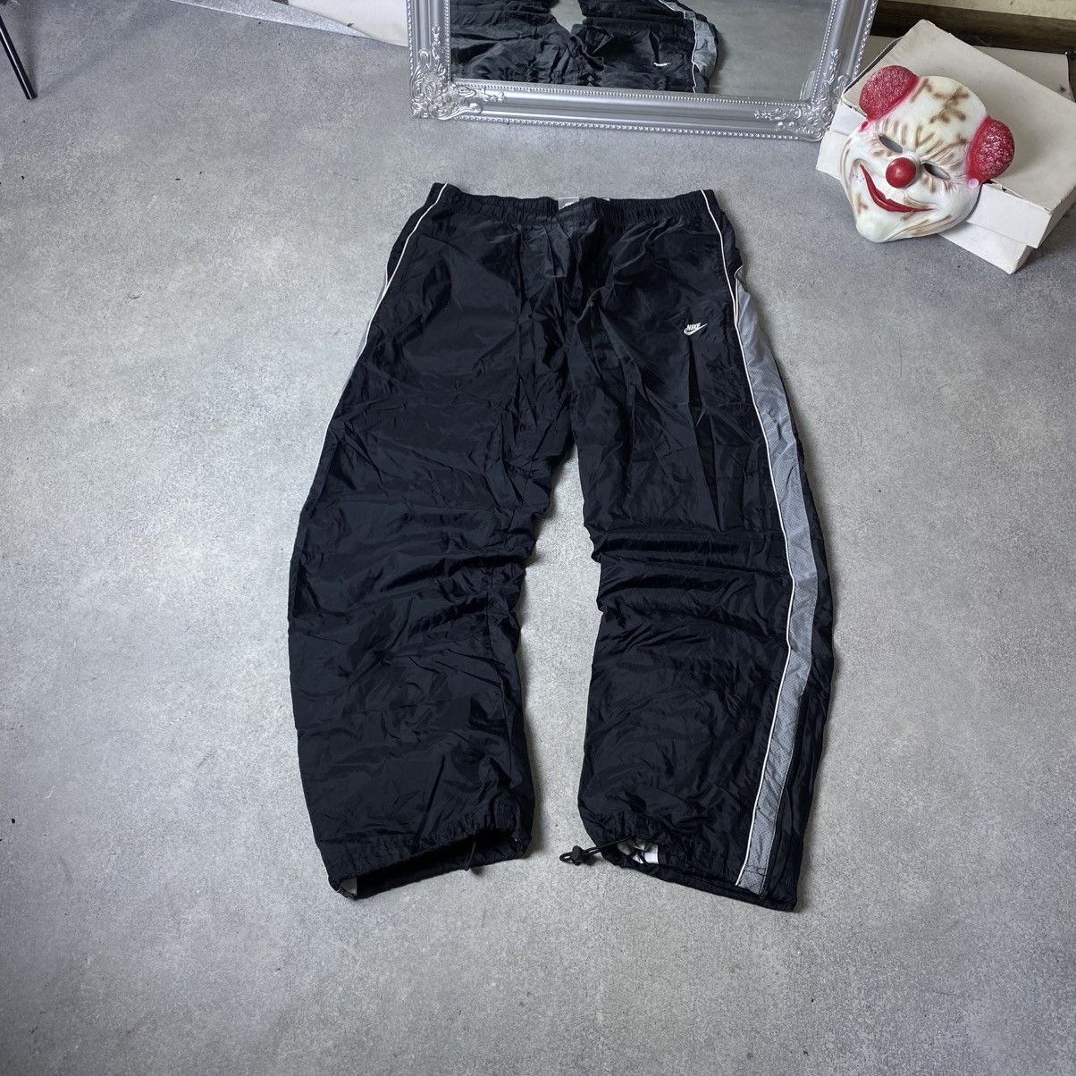 Nike Vintage Nike Track Pants 00s Swoosh Nylon Y2K Drill Size US 38 / EU 54 - 4 Thumbnail