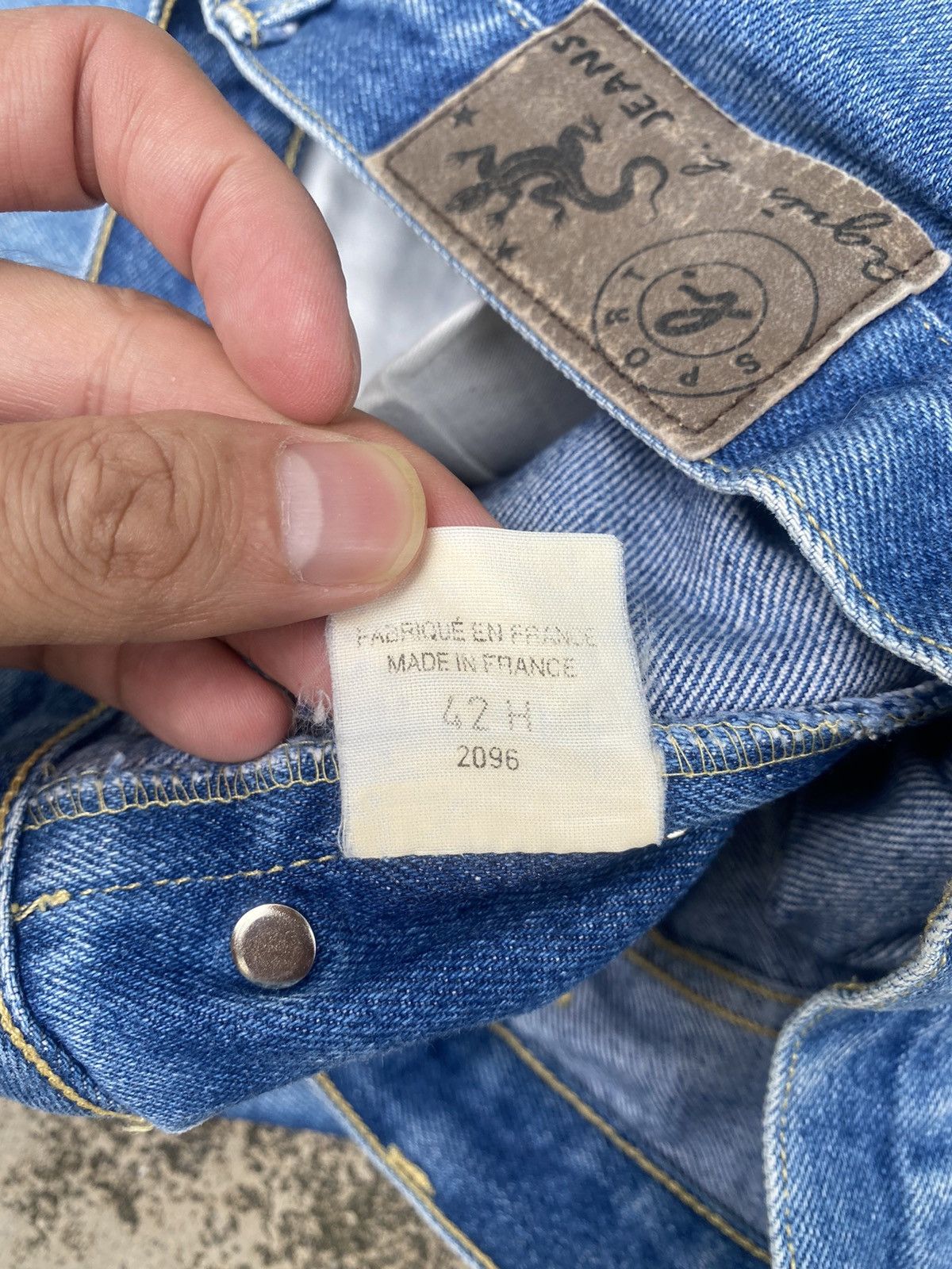 Designer × Japanese Brand × agnes b. Agnes B Homme Loose Faded Jeans Size US 32 / EU 48 - 24 Thumbnail