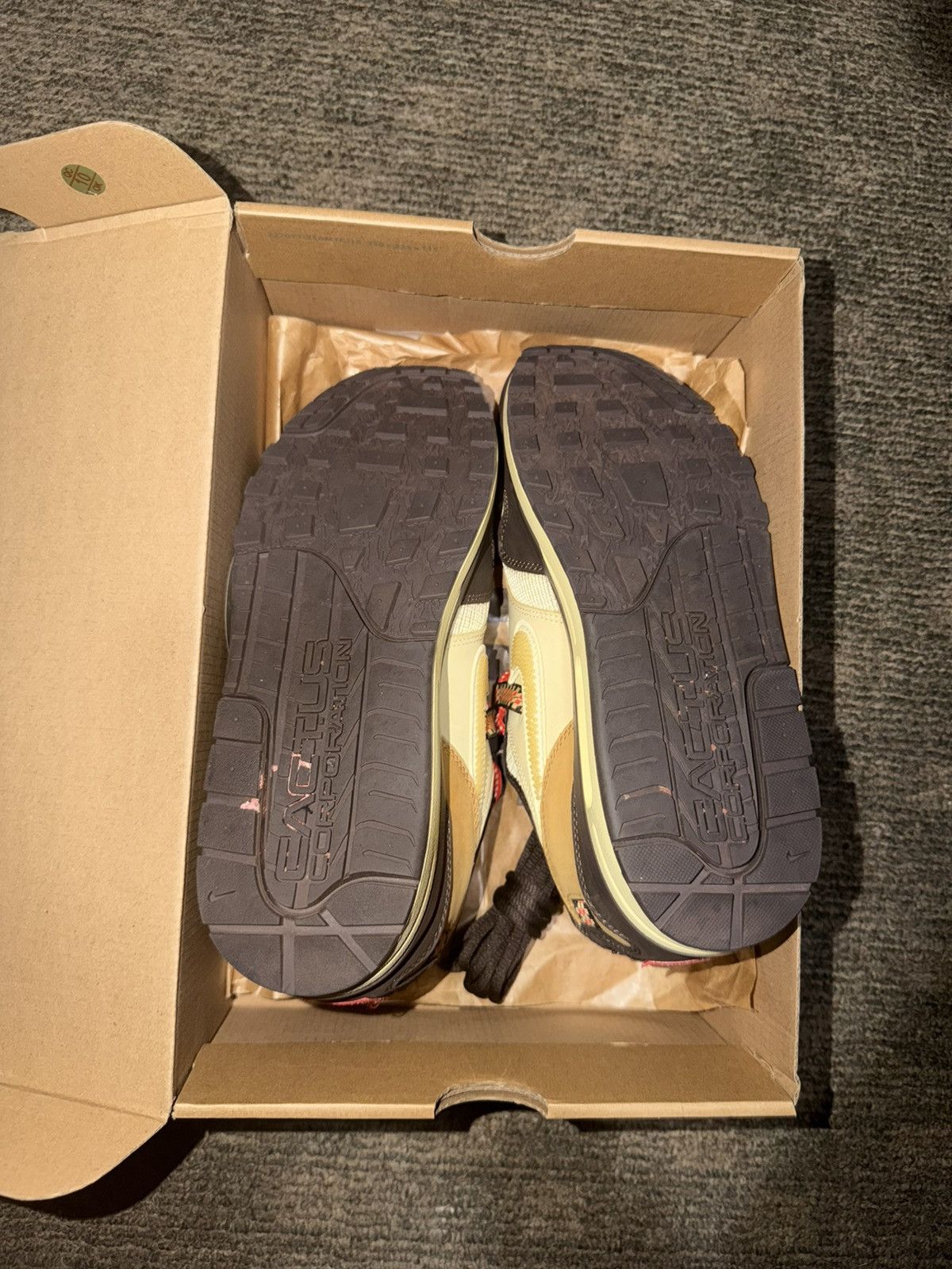Nike × Travis Scott Nike Air Max 1 Size US 9.5 / EU 42-43 - 3 Thumbnail