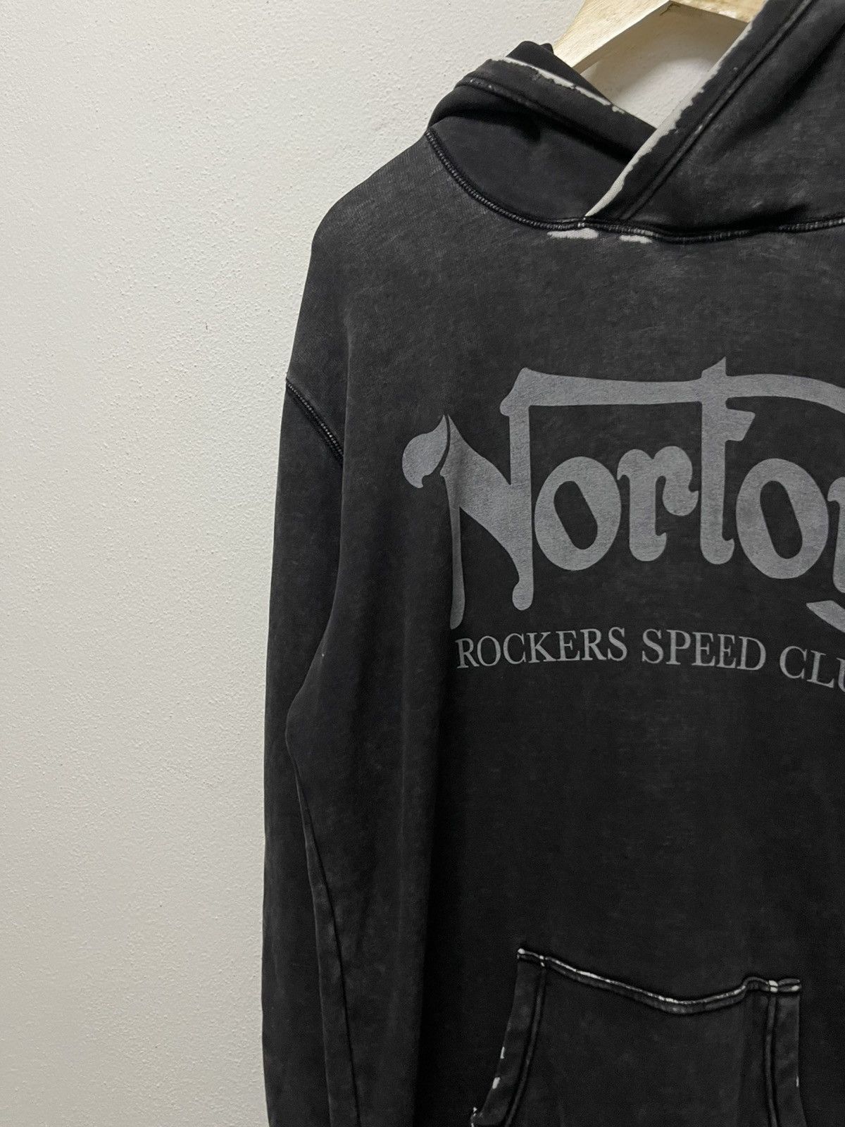 Norton 2000s NORTON ENGLAND DISTRESSED STYLE HOODIE RARE Size US XL / EU 56 / 4 - 5 Thumbnail
