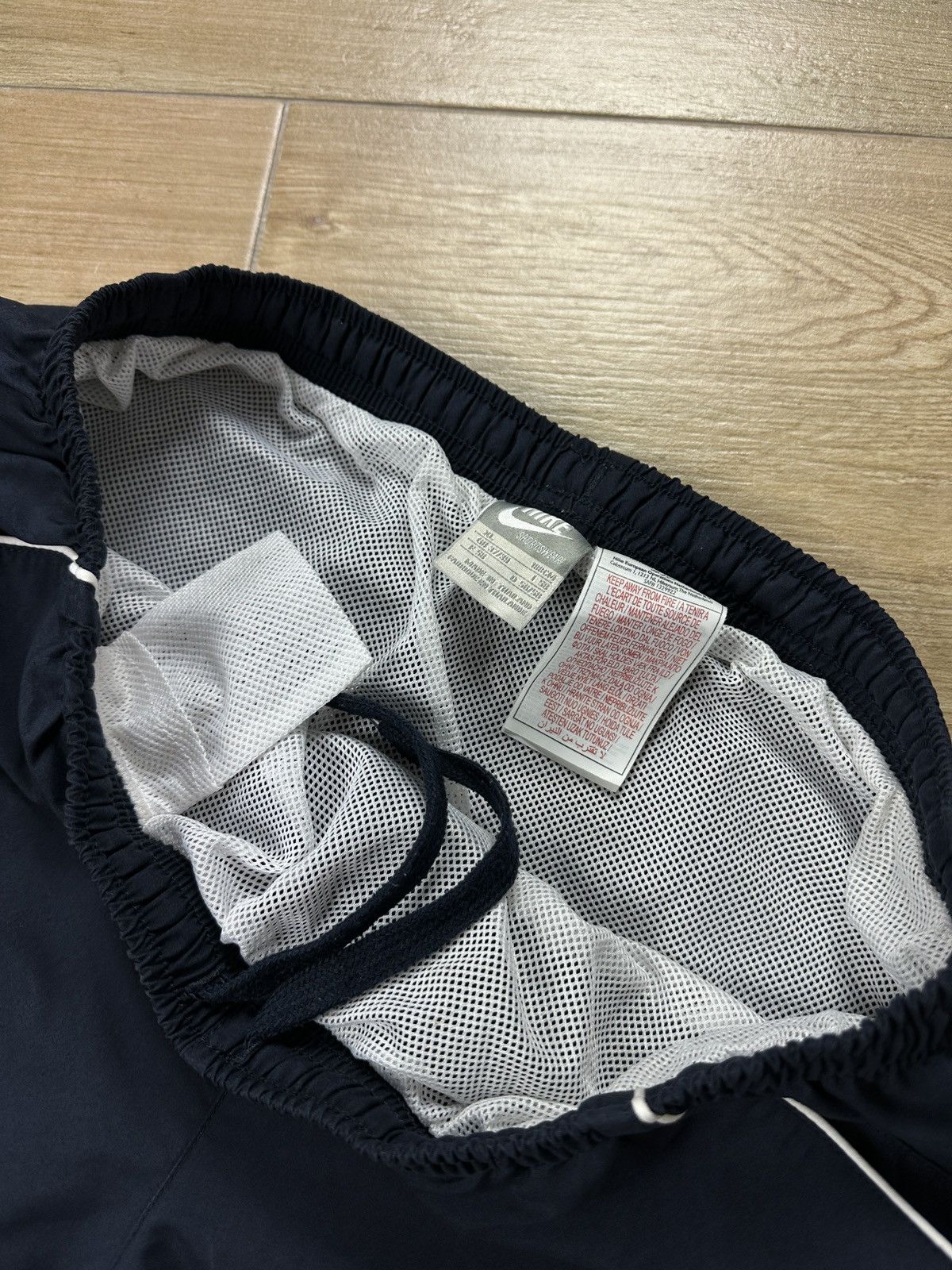 Nike × Vintage Vintage Y2K Nike Shorts Size US 36 / EU 52 - 6 Thumbnail