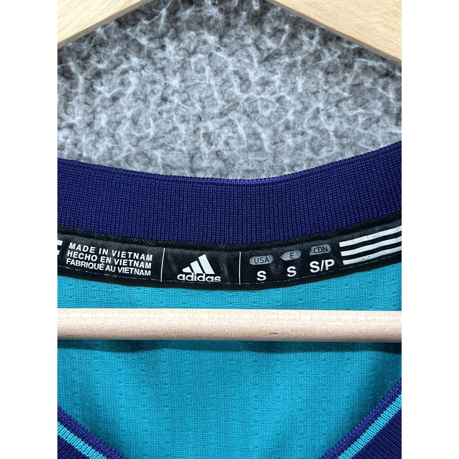 Adidas Adidas Charlotte Hornets Kemba Walker 2016 Swingman Jersey Size US S / EU 44-46 / 1 - 3 Thumbnail
