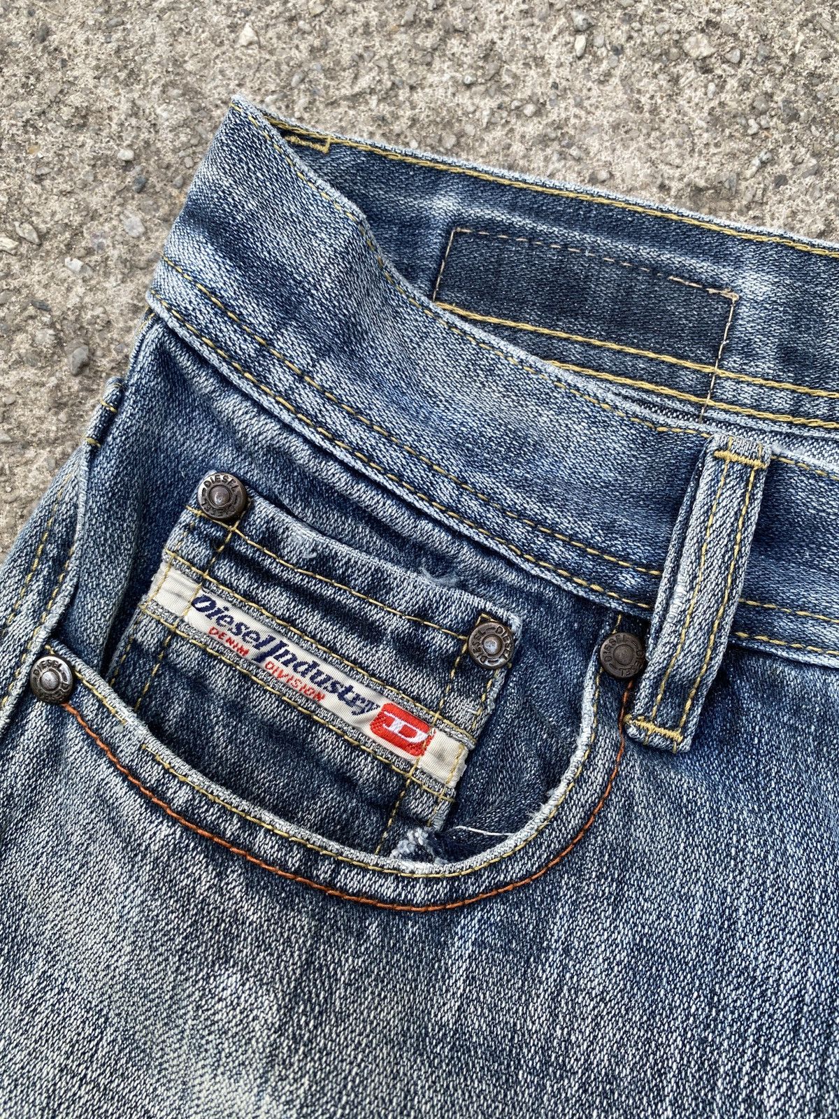 Diesel Vintage 2000s Diesel Industry Tribal Design Jeans Size US 30 / EU 46 - 14 Thumbnail