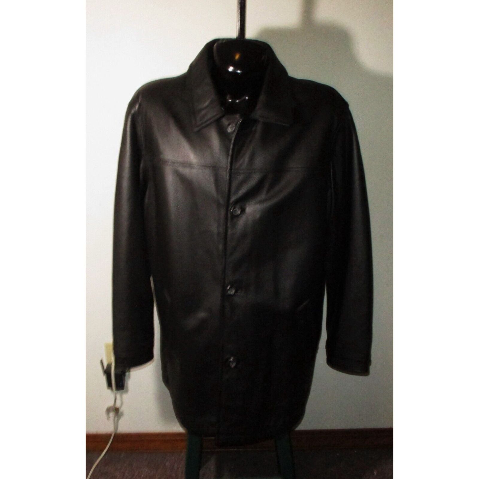 J. Ferrar Leather popular Men's Button Front Coat Size Large