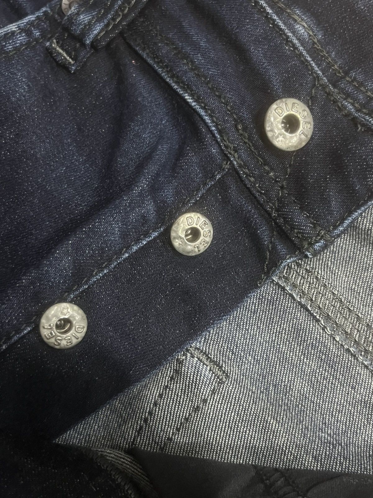 Diesel Vintage Diesel Larkee Indigo Washed Relaxed Jeans Size US 32 / EU 48 - 7 Thumbnail