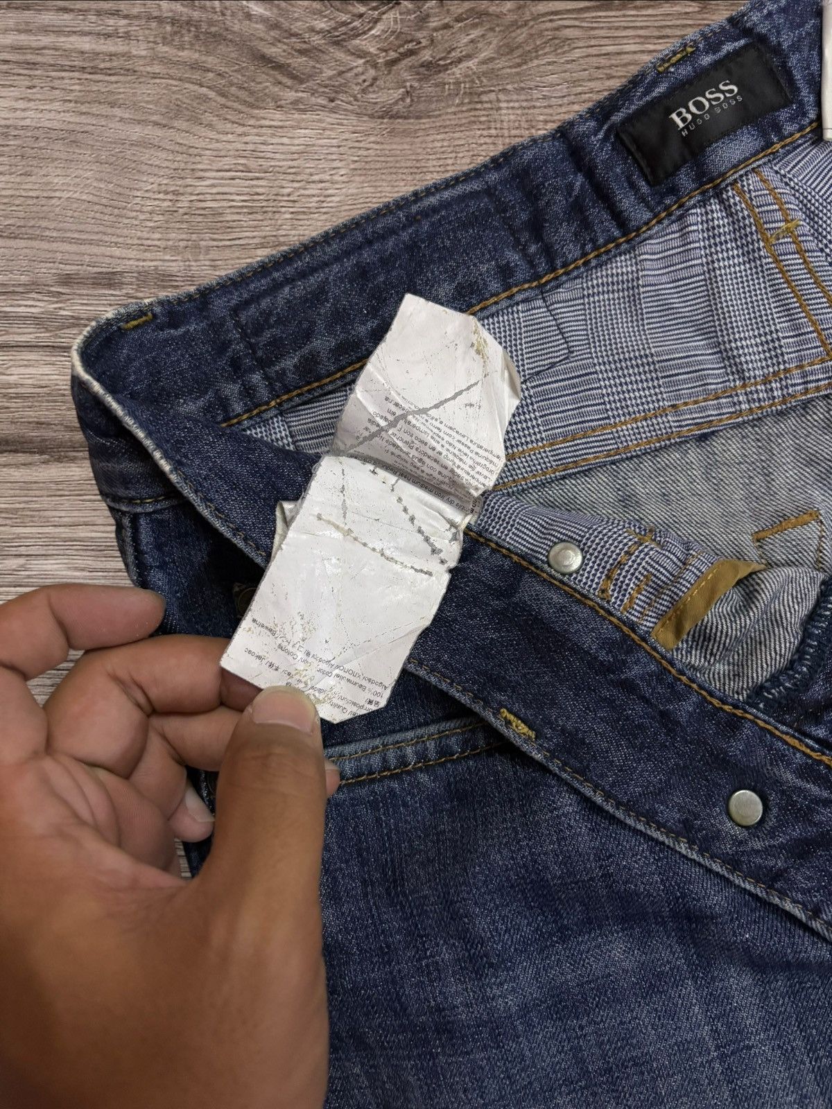 Hugo Boss Vintage BOSS by Hugo Boss Distressed Jeans Size US 29 - 7 Thumbnail