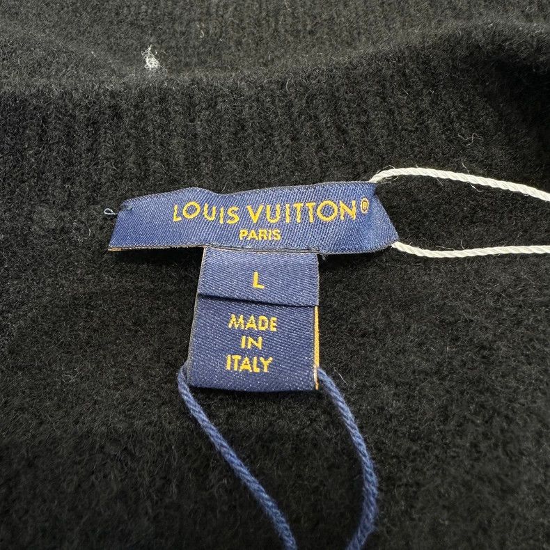 Louis Vuitton Louis Vuitton 25 black logo intarsia wool crewneck long-sl Size US L / EU 52-54 / 3 - 7 Thumbnail