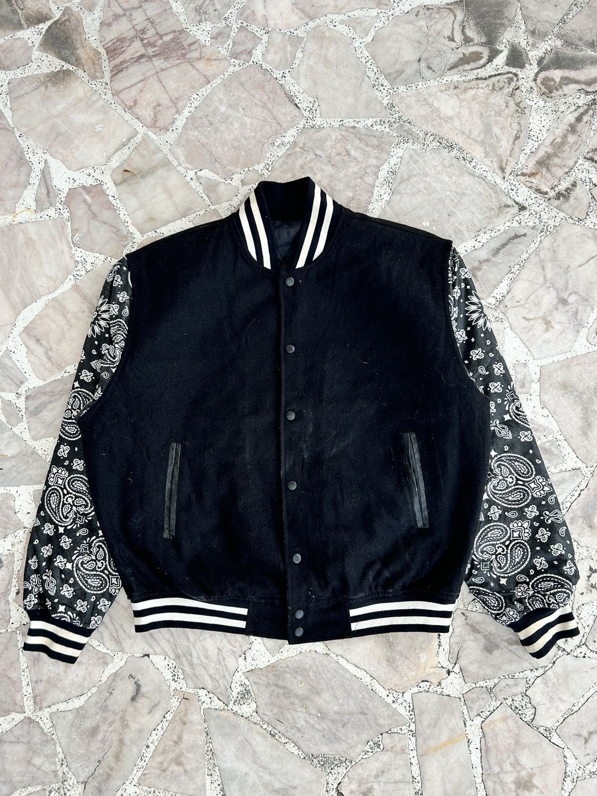Japanese Brand Leather paisley bomber jacket y2k Size US L / EU 52-54 / 3 - 1 Thumbnail
