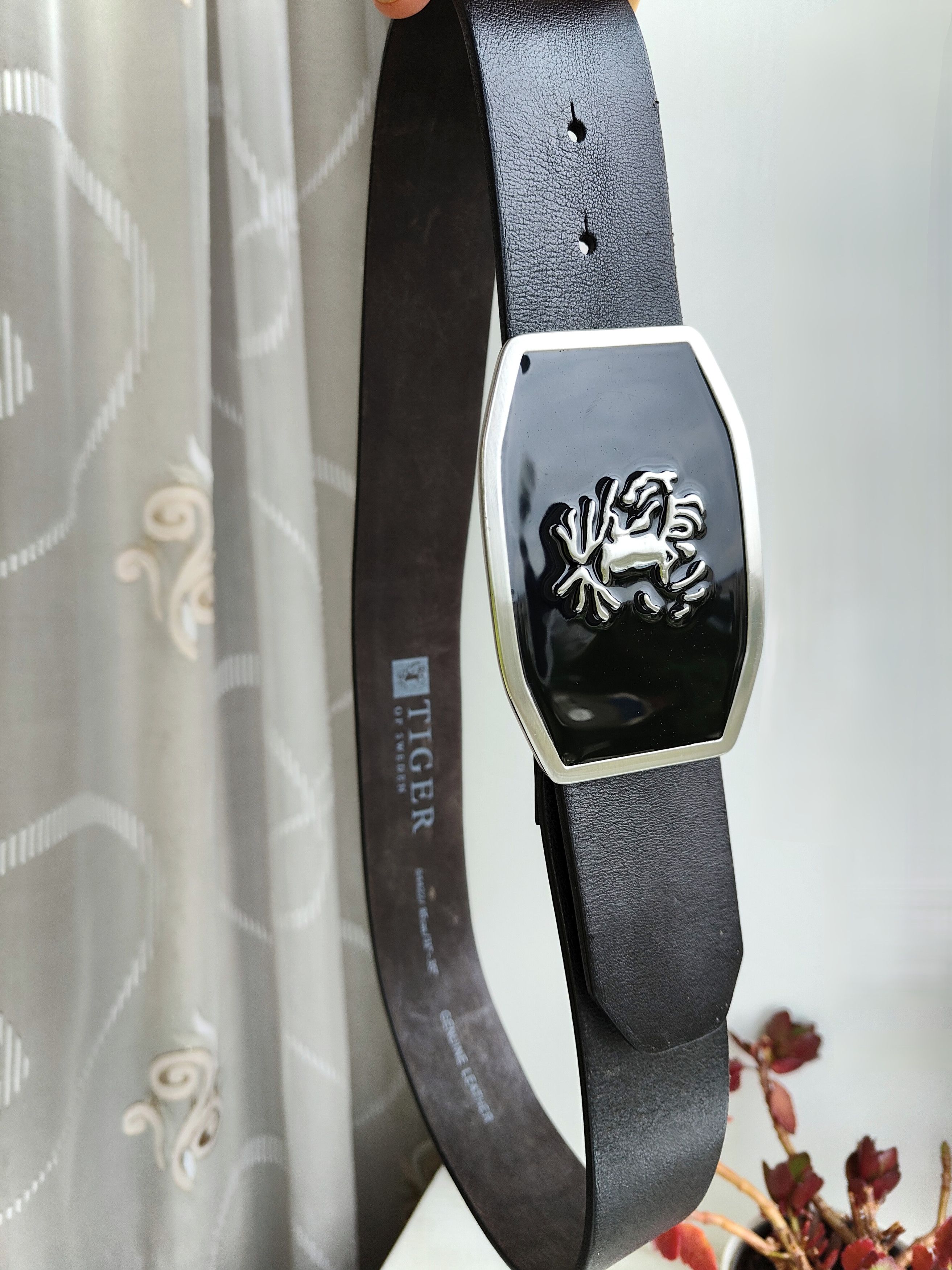 Tiger of Sweden Tiger of Sweden Belt Men's Leather Massive Belt Buckle Size ONE SIZE - 7 Thumbnail