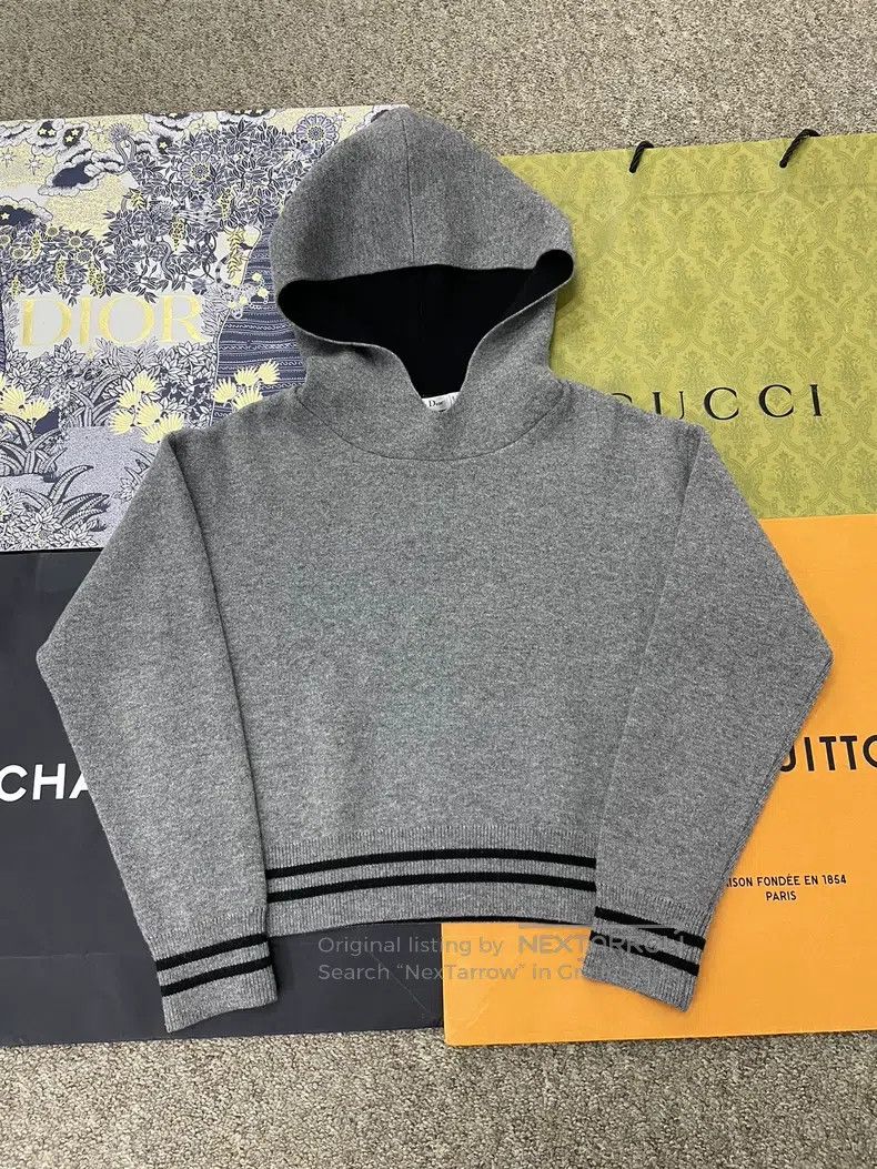 Dior Dior 8-character hooded cashmere sweater Size XS / US 0-2 / IT 36-38 - 1 Thumbnail
