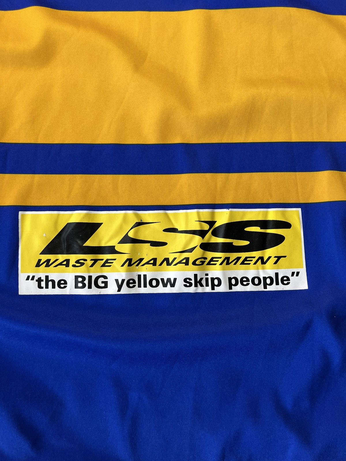 Vintage ISC Leeds Rhinos 2016 Rugby Jersey Men's Size XL Size US XL / EU 56 / 4 - 15 Thumbnail