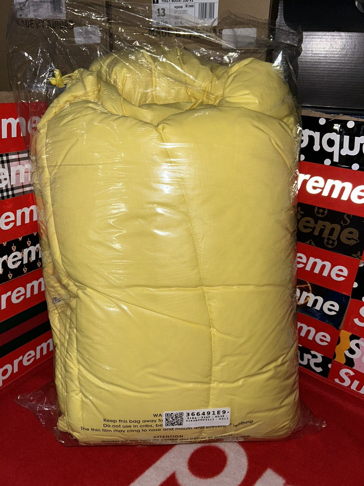 Supreme Supreme Reversible Featherweight Down Puffer Jacket Medium Size US M / EU 48-50 / 2 - 15 Thumbnail