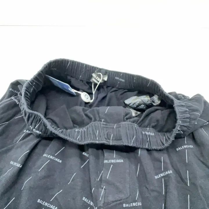 Balenciaga Balenciaga Balenciaga Casual Printed Wide Leg Pants -2507 Size US 26 / EU 42 - 6 Thumbnail